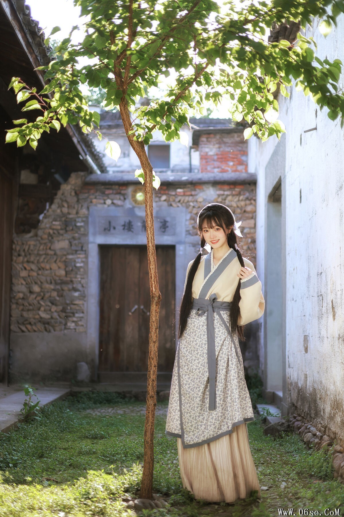 图片[33]-YiTuYu艺图语 Vol.7760 Nai He Ne[33P]-六色网