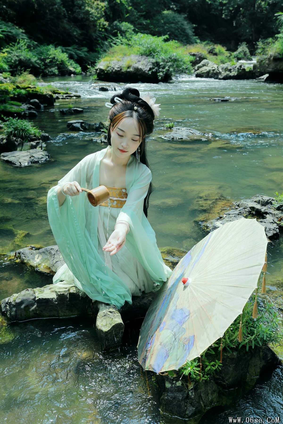 图片[6]-YiTuYu艺图语 Vol.5233 Yu Yan[38P]-六色网