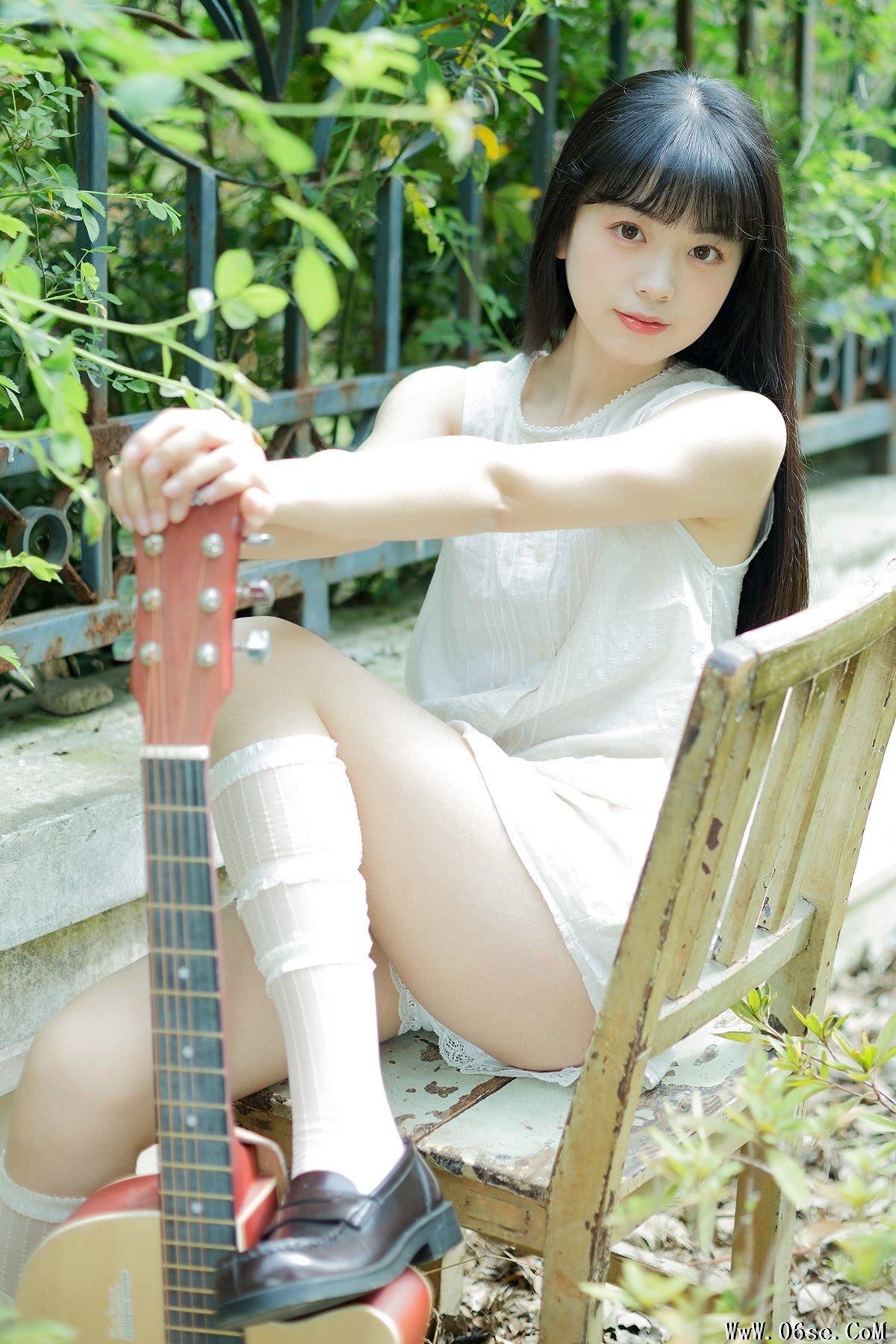 YiTuYu艺图语 Vol.3936 Yi Zhi Nuan Nuan[21P]-六色网