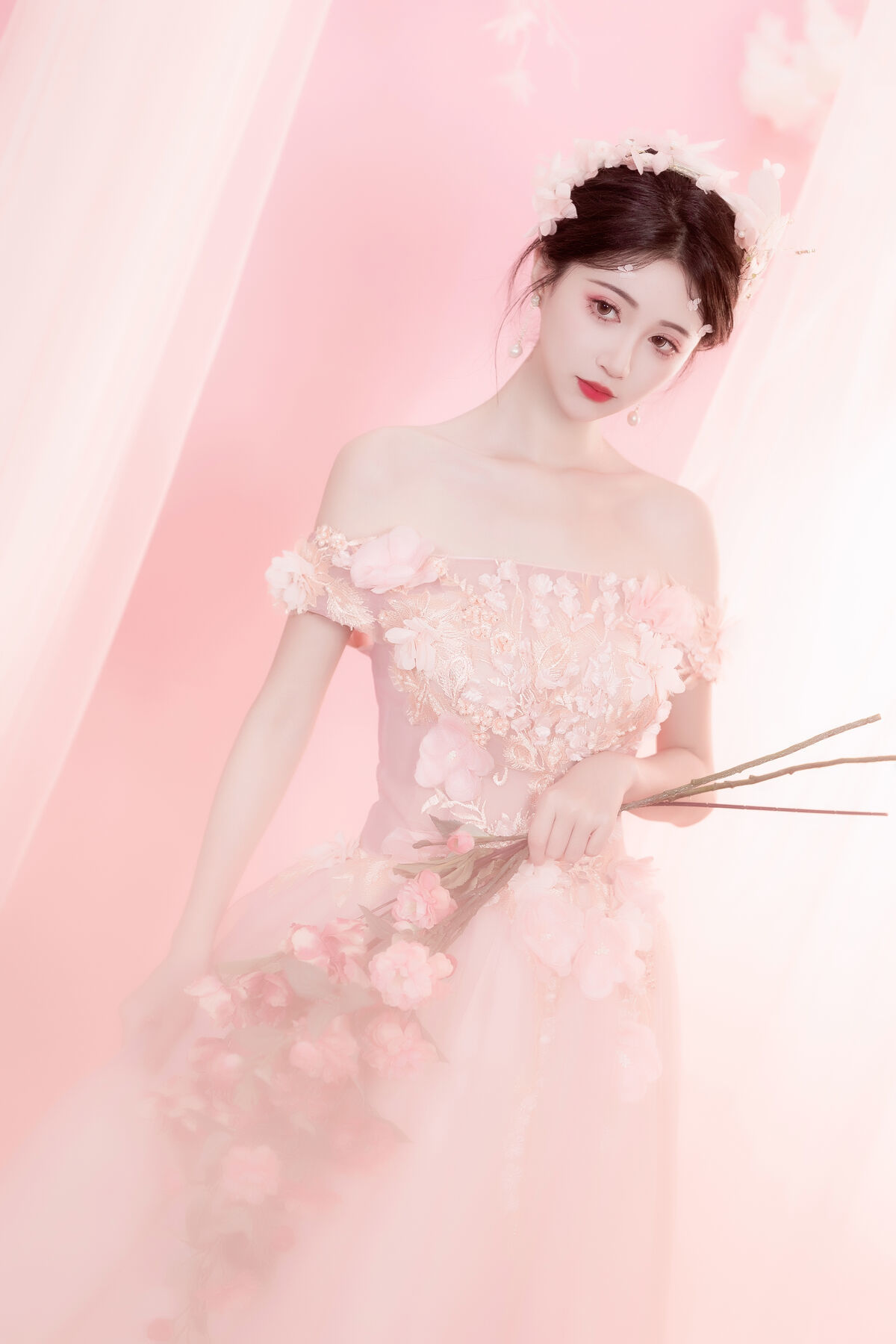 图片[22]-YiTuYu艺图语 Vol.7107 Qi Luo Sheng De Xiao Su Su[28P]-六色网