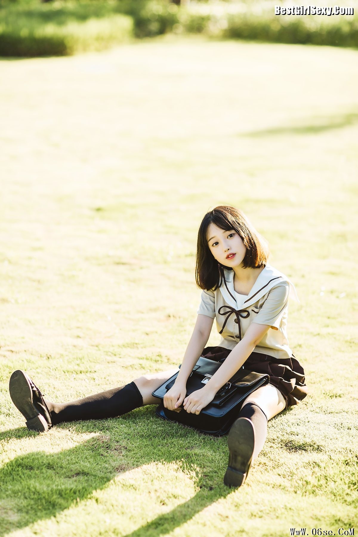 图片[42]-YiTuYu艺图语 Vol.4061 Si Yue Qing Xia[50P]-六色网