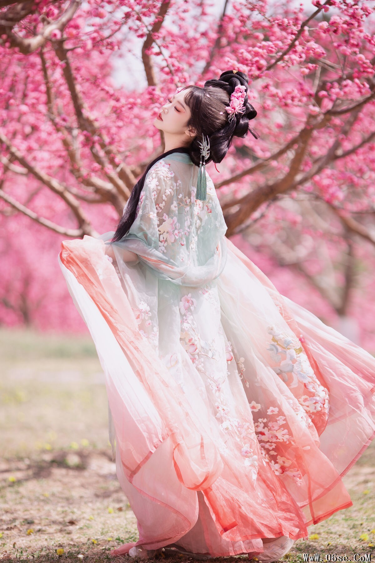 图片[11]-YiTuYu艺图语 Vol.6833 Huan Huan[23P]-六色网