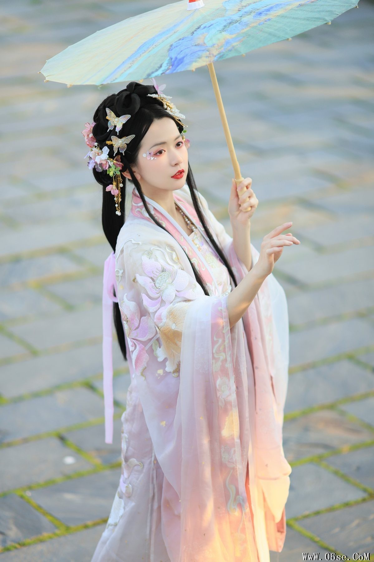 图片[18]-YiTuYu艺图语 Vol.5471 Ce Er Qing Xin Ting[36P]-六色网