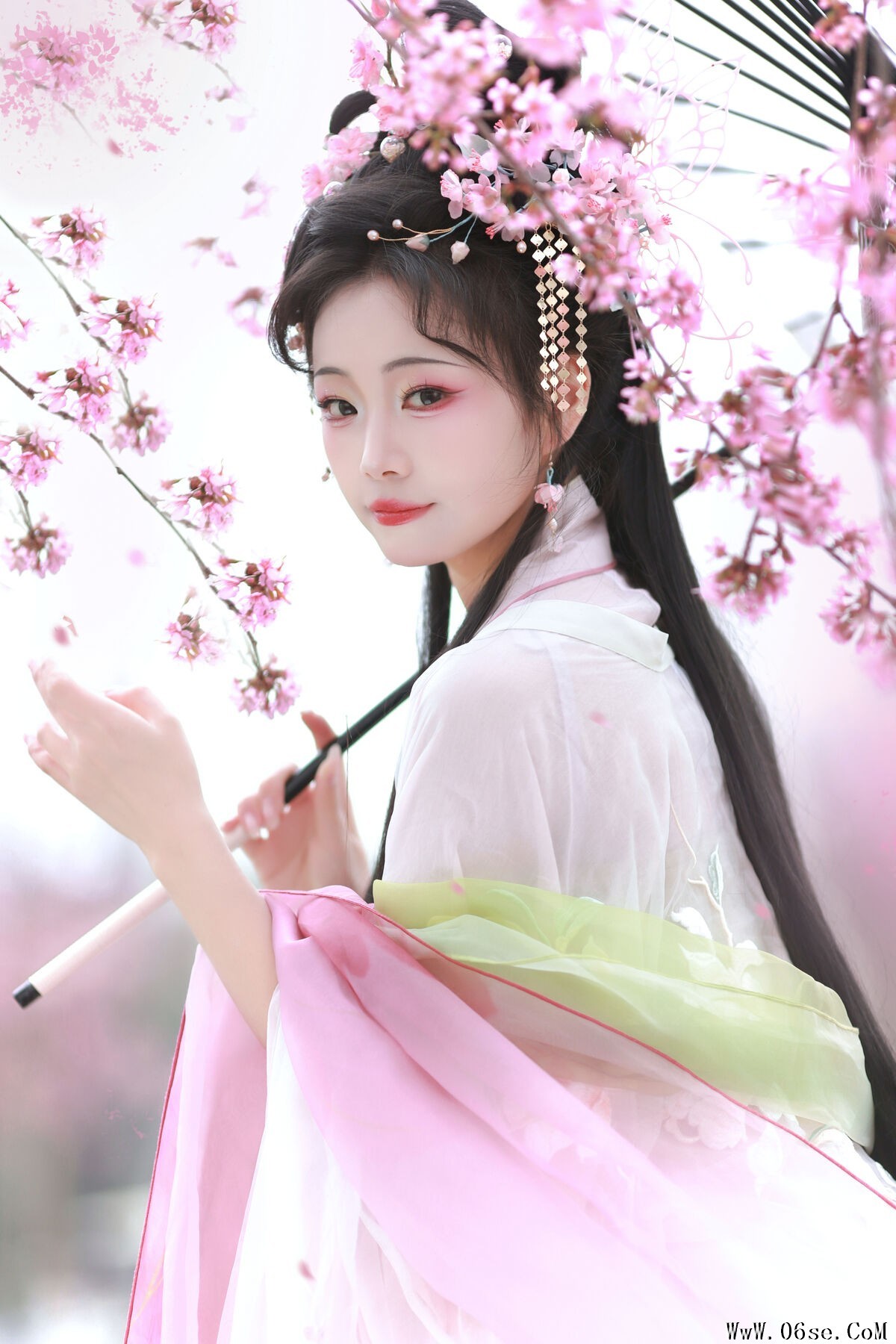 图片[4]-YiTuYu艺图语 Vol.6626 Qian Yue[23P]-六色网