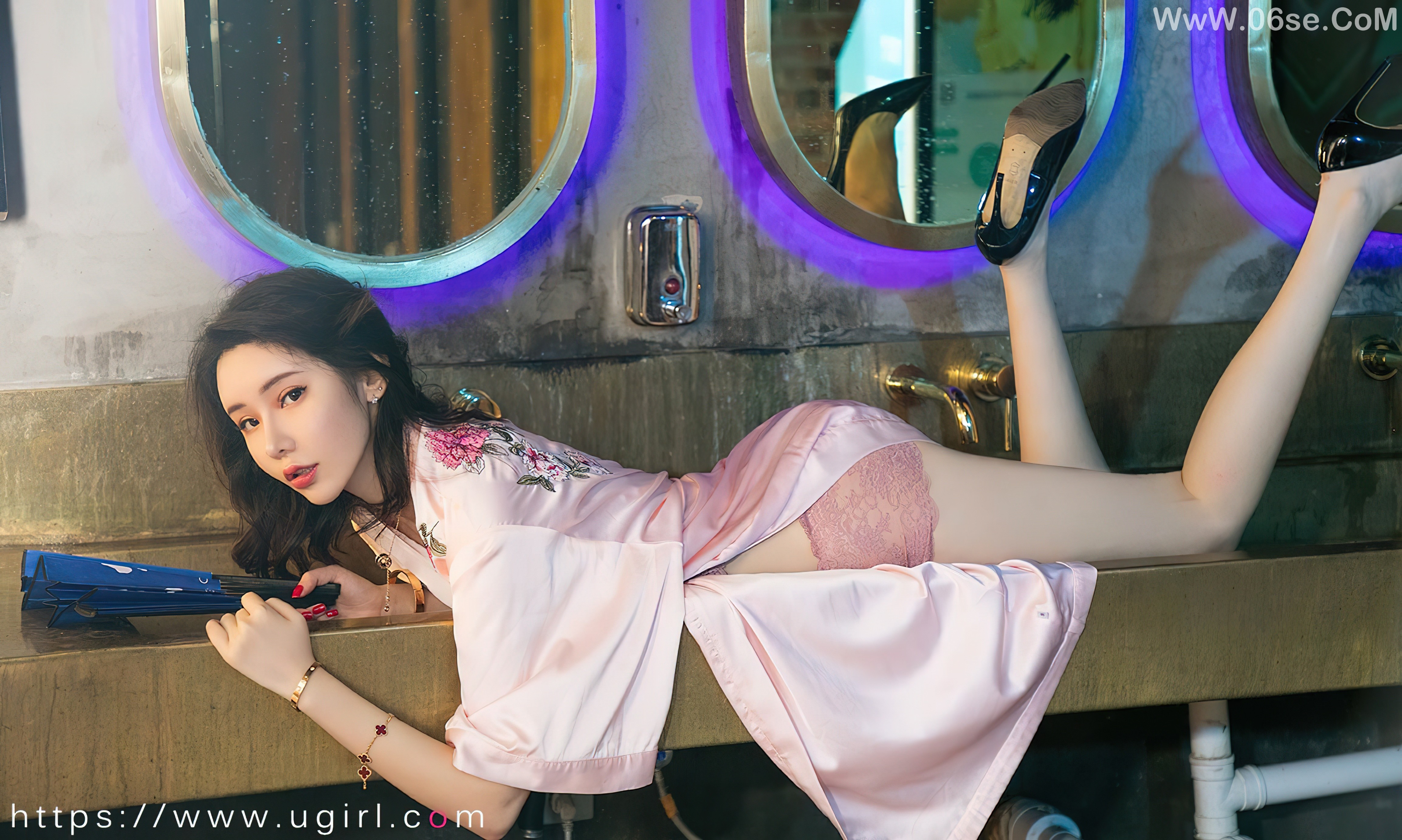 图片[33]-UGIRLS – Ai You Wu App No.2521 Irene – Meng Qi Qi (萌琪琪)-六色网