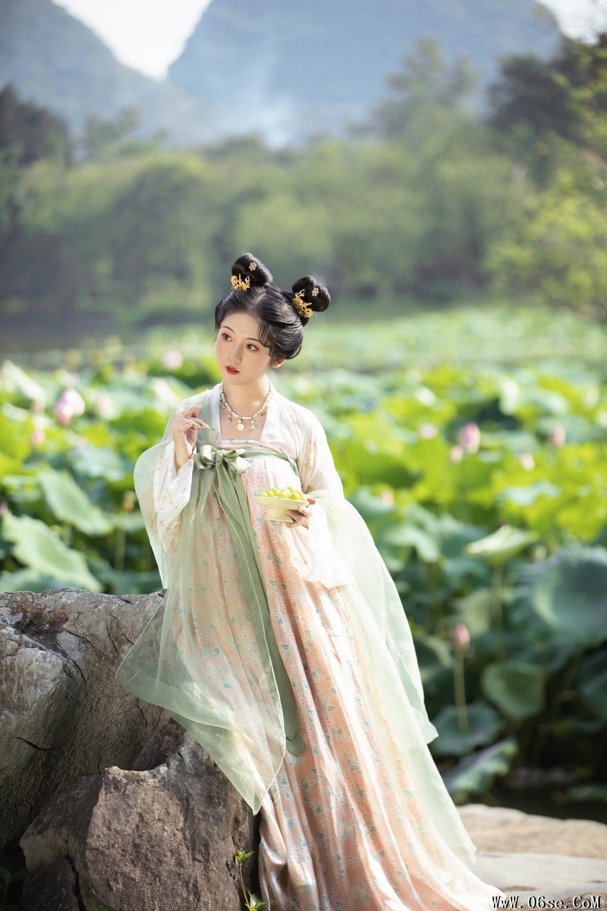 图片[33]-YiTuYu艺图语 Vol.4962 Shen Shi Si[39P]-六色网