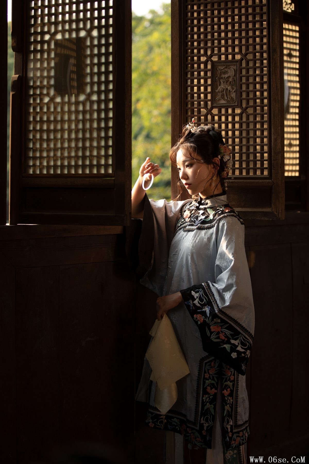 图片[16]-YiTuYu艺图语 Vol.4164 Yi Fang Yi Ren Yi[29P]-六色网