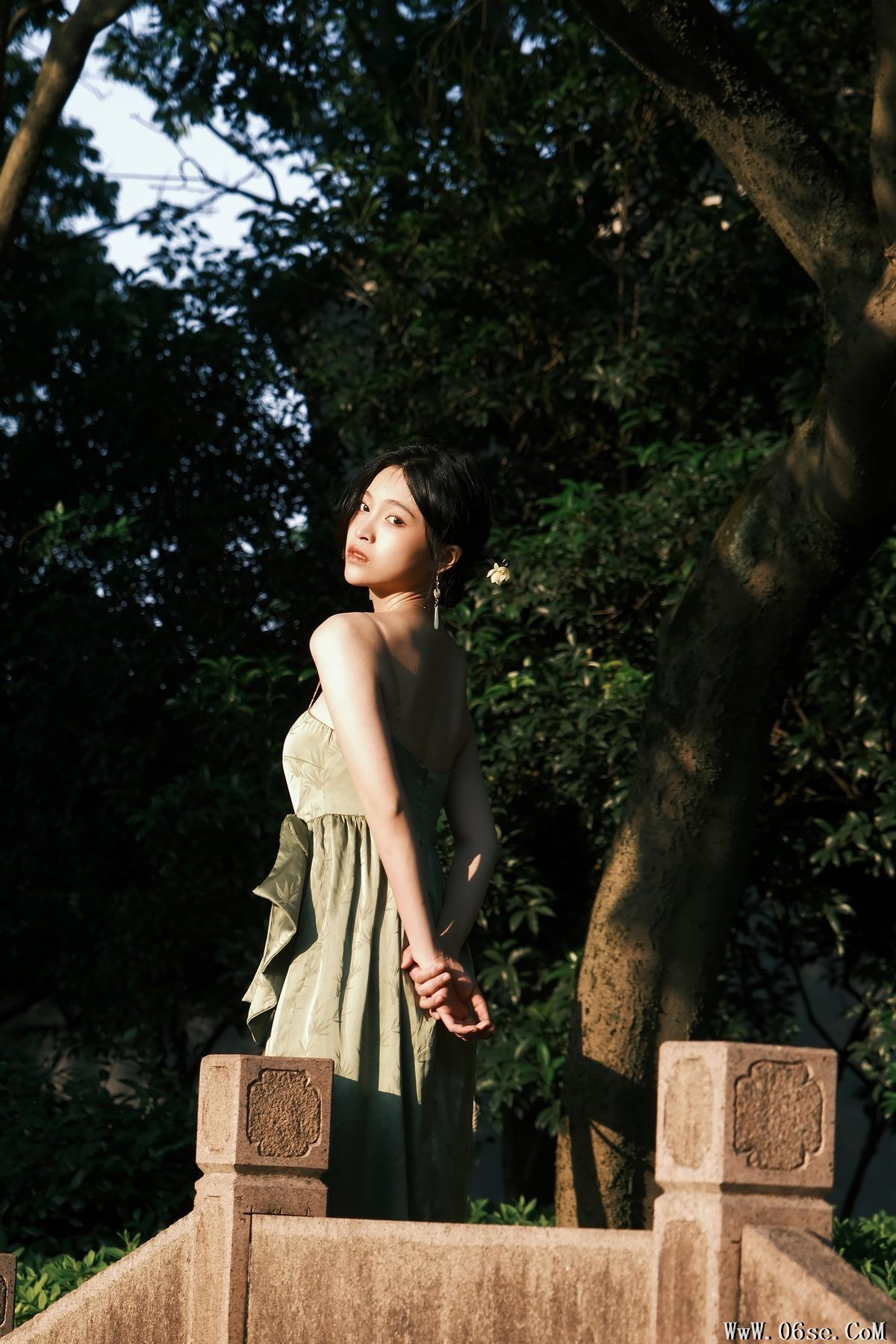 图片[28]-YiTuYu艺图语 Vol.4679 Lu Rou Chi Bu Bao[31P]-六色网