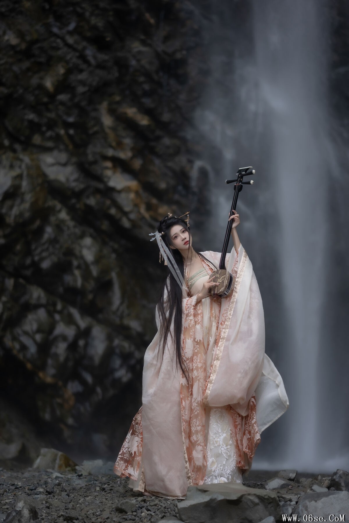 图片[20]-YiTuYu艺图语 Vol.6314 Qi Luo Sheng De Xiao Su Su[27P]-六色网
