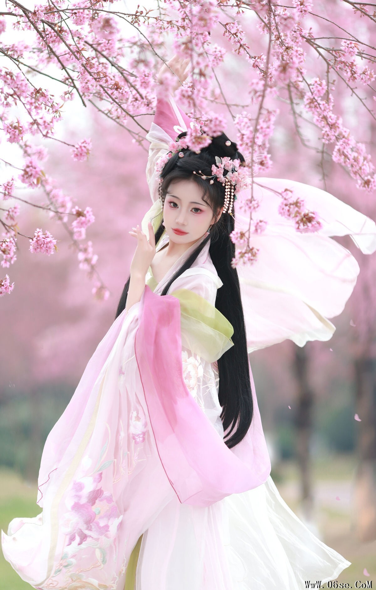 图片[5]-YiTuYu艺图语 Vol.6626 Qian Yue[23P]-六色网