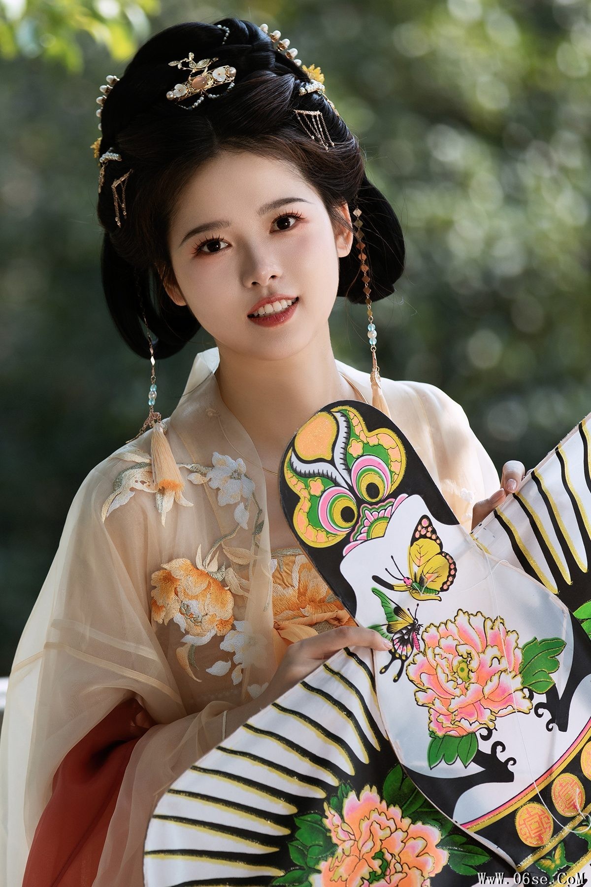 YiTuYu艺图语 Vol.6245 Woozi Pai Guo Jiang[22P]-六色网