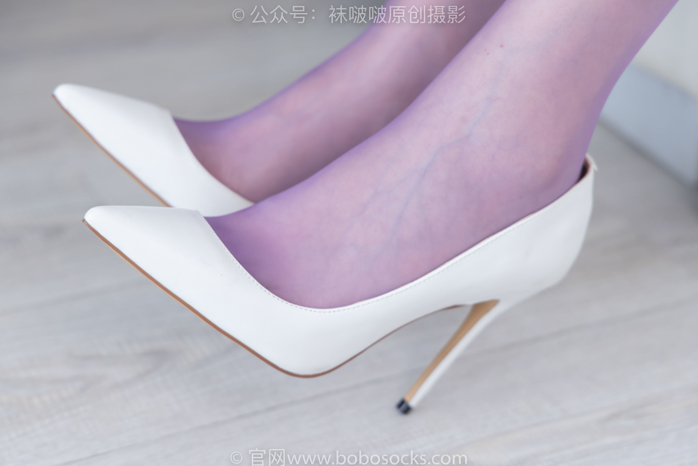 图片[108]-BoBoSocks袜啵啵 No.205 小甜 豆-白色高跟鞋、紫色油亮丝袜[140P]-六色网