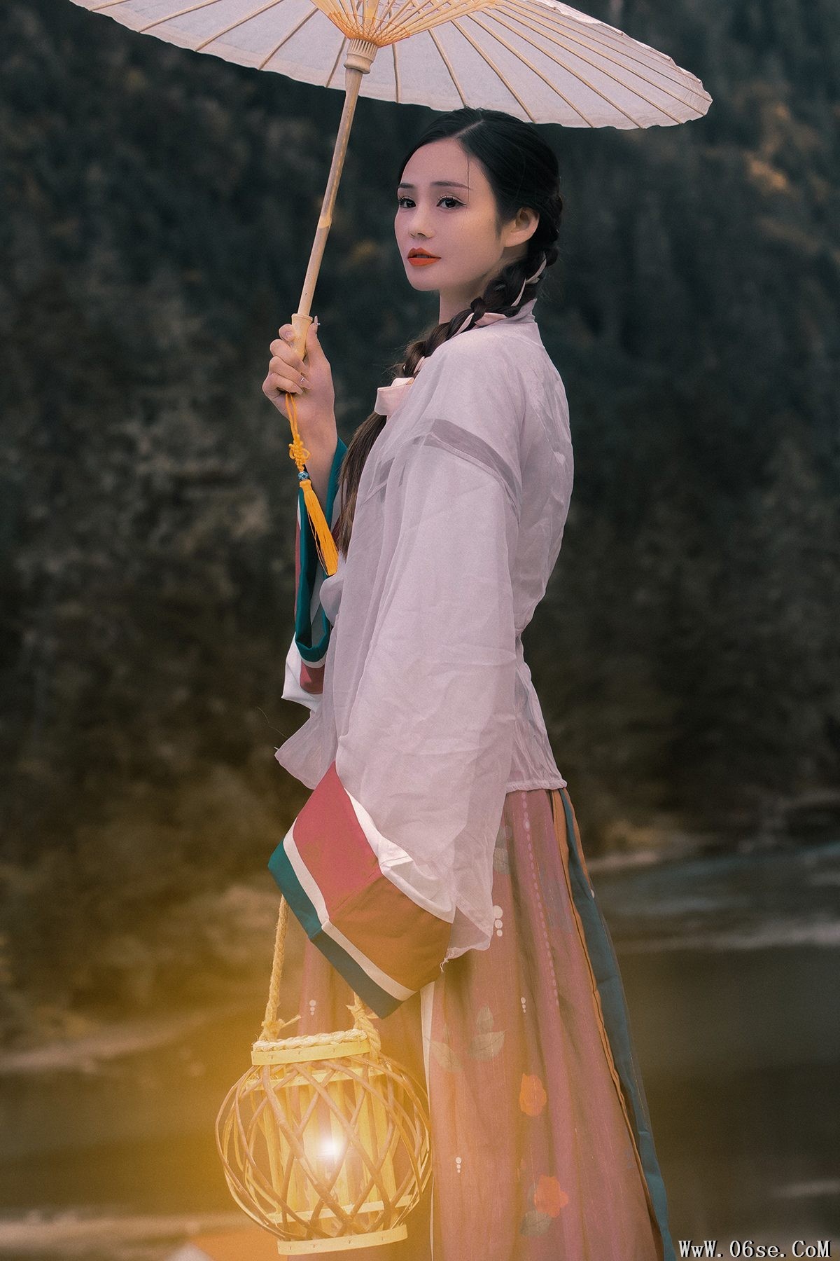 YiTuYu艺图语 Vol.3530 Xie A Ling[33P]-六色网