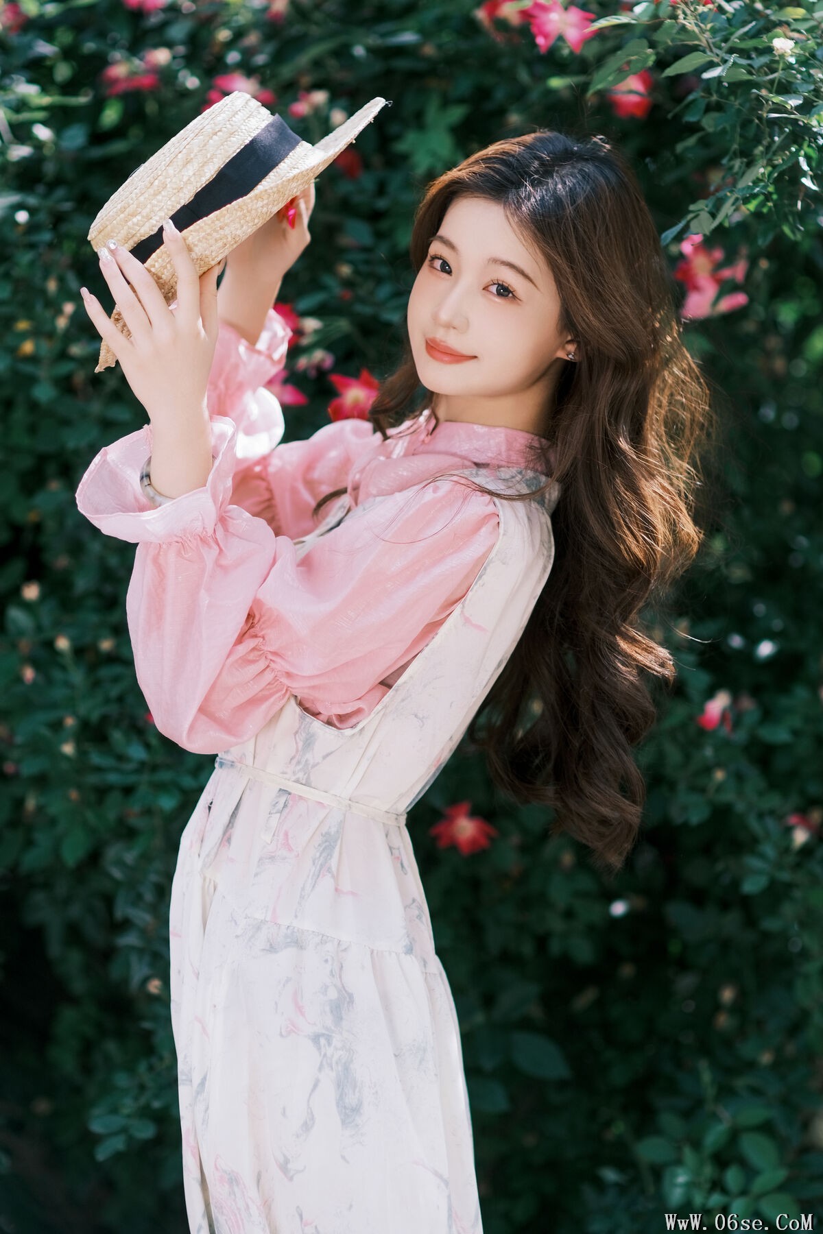 图片[21]-YiTuYu艺图语 Vol.7053 Gao Leng Xiao Bie Tu[39P]-六色网