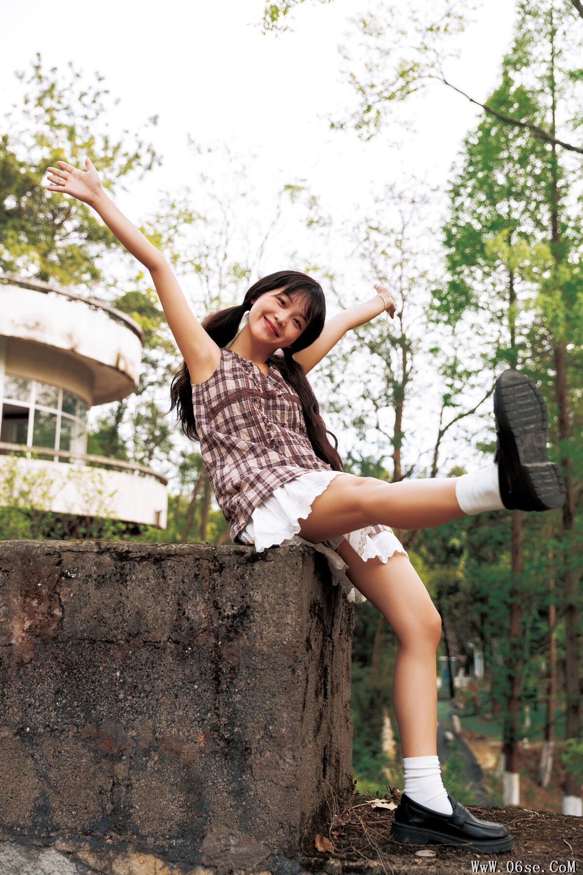 图片[23]-YiTuYu艺图语 Vol.6880 Dang Ran Ran Ran[32P]-六色网