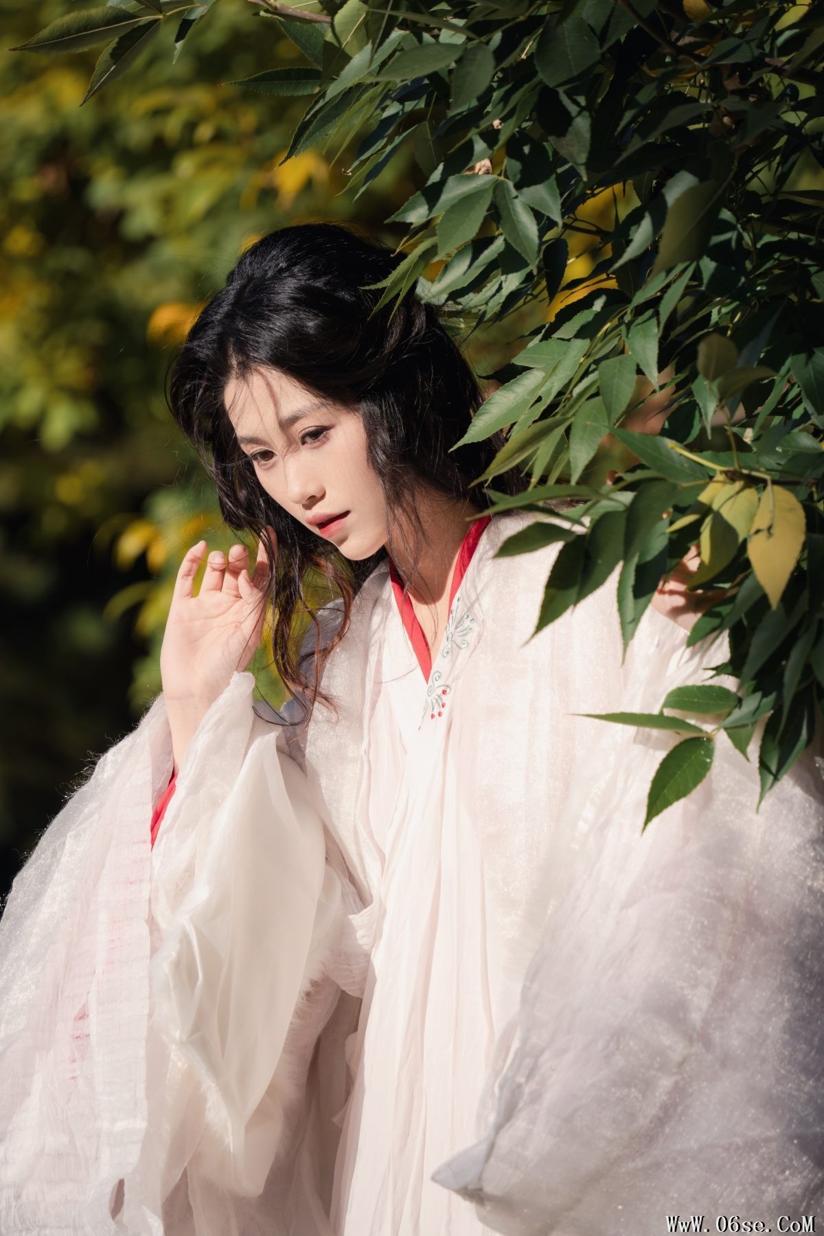 图片[25]-YiTuYu艺图语 Vol.3106 Qing Shuang E[27P]-六色网