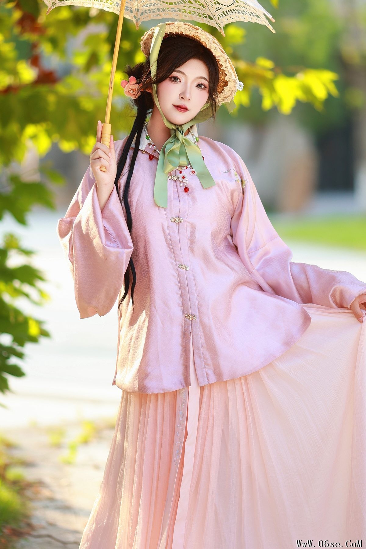 YiTuYu艺图语 Vol.5560 KaiLin Jiang[47P]-六色网