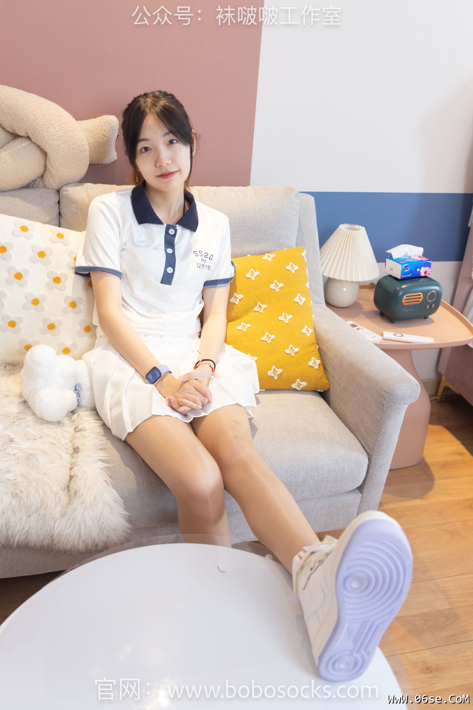 图片[36]-BoBoSocks袜啵啵 No.096 小甜豆-板鞋、白棉袜、油亮肉丝[145P]-六色网