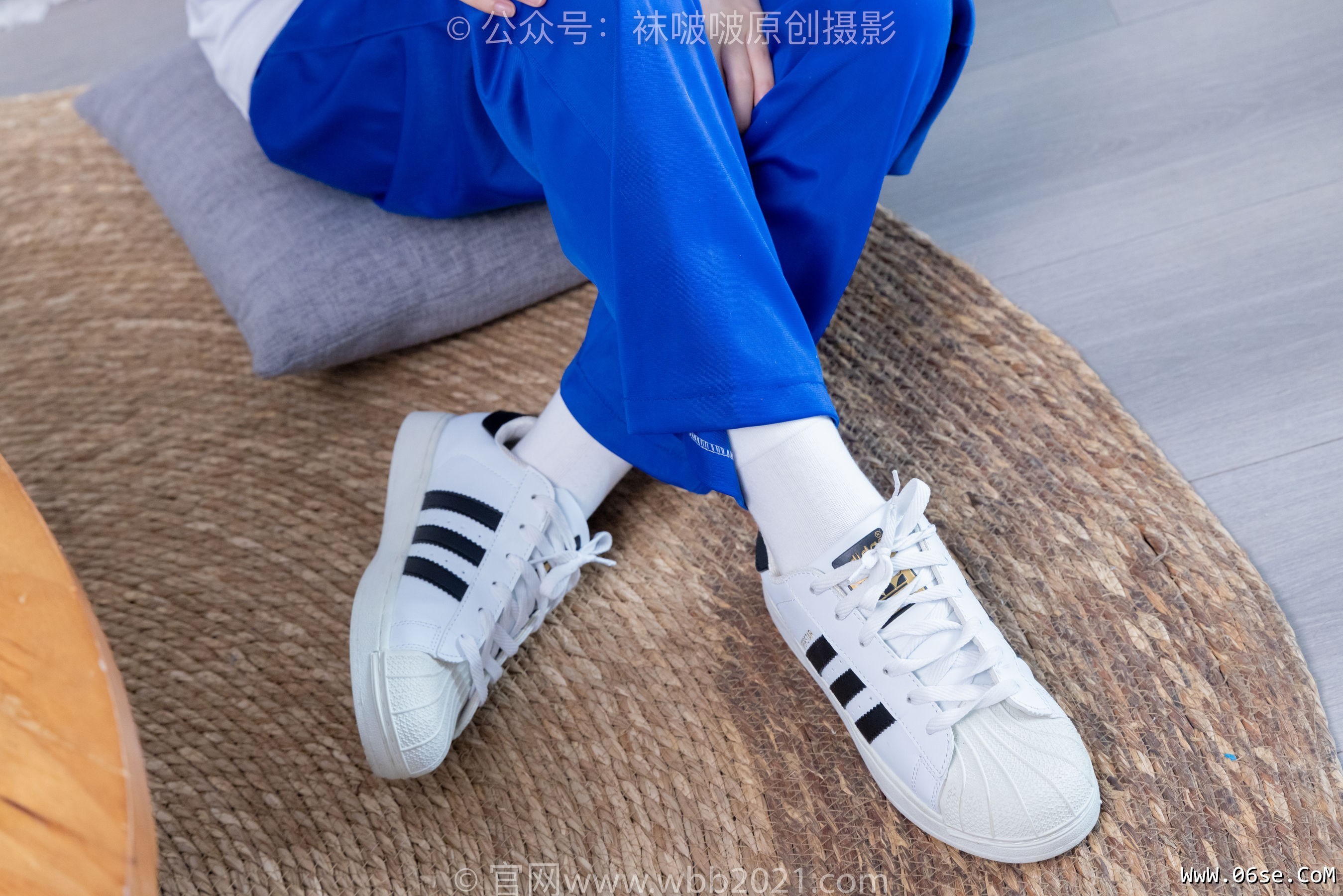 图片[90]-BoBoSocks袜啵啵 No.351 甜甜圈 -板鞋、白棉袜、肉丝、校服裤里丝[150P]-六色网
