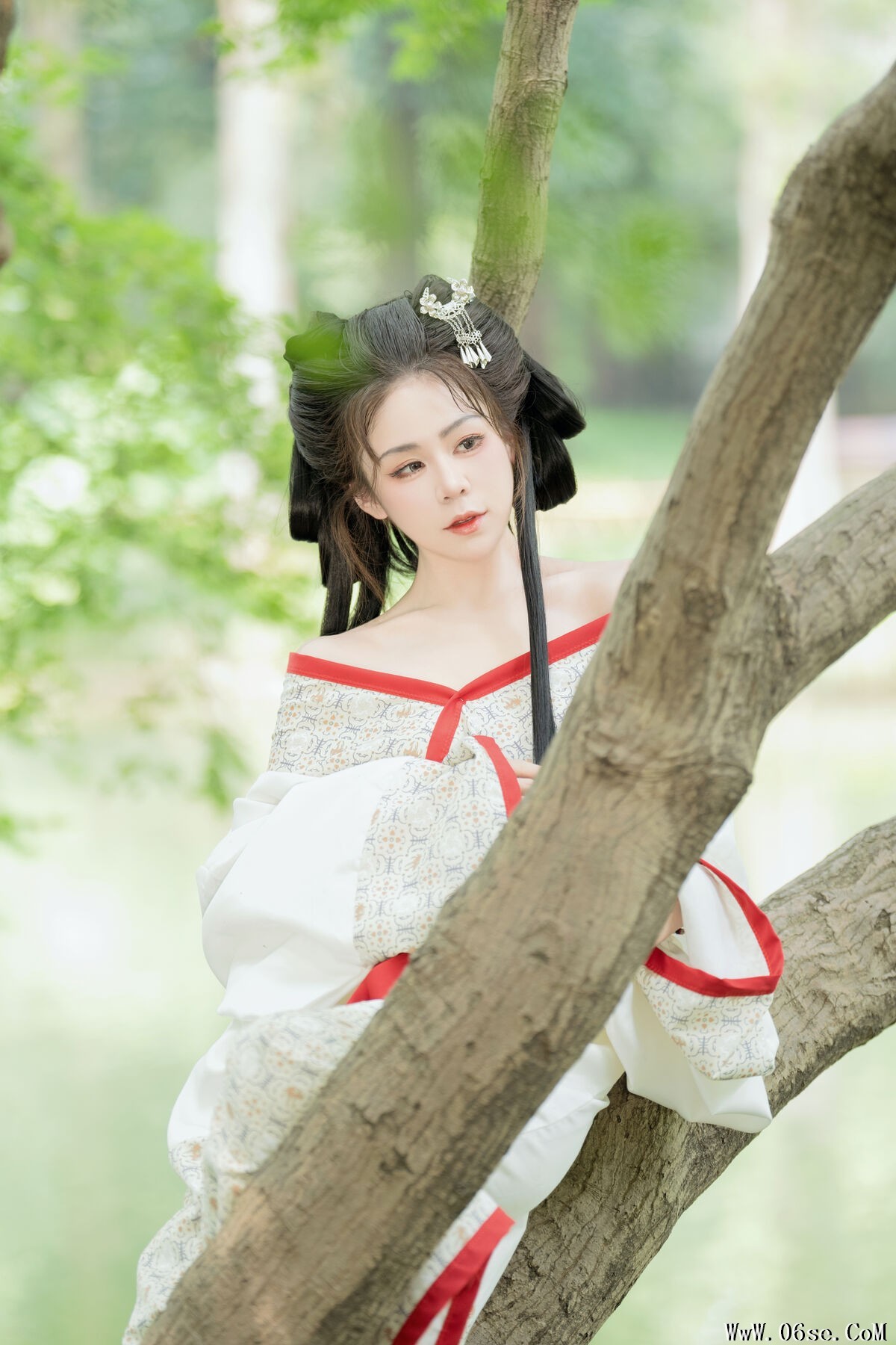 图片[29]-YiTuYu艺图语 Vol.7679 Pao Fu Xiao Fang[30P]-六色网