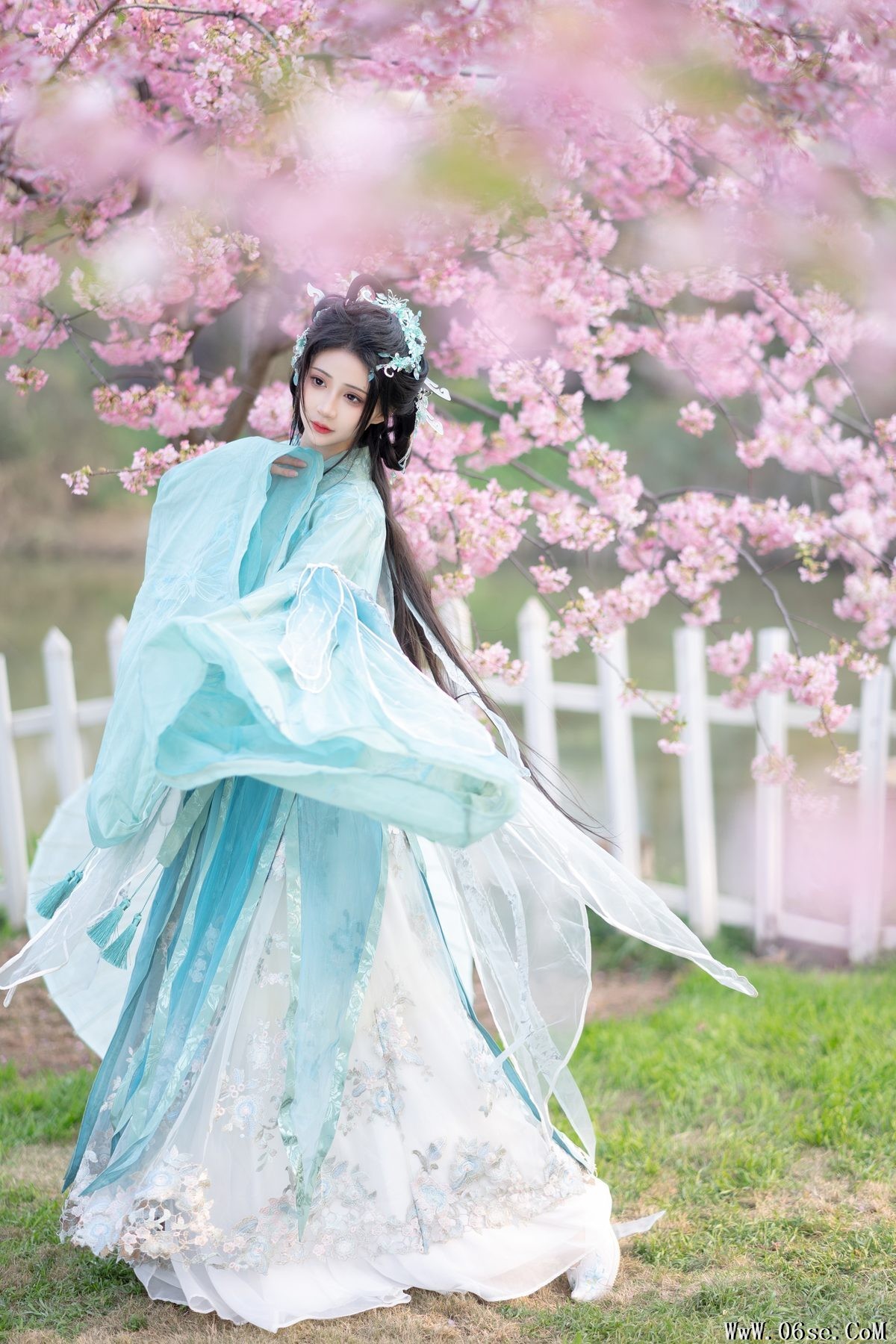 图片[17]-YiTuYu艺图语 Vol.4212 Qi Luo Sheng De Xiao Su Su[29P]-六色网