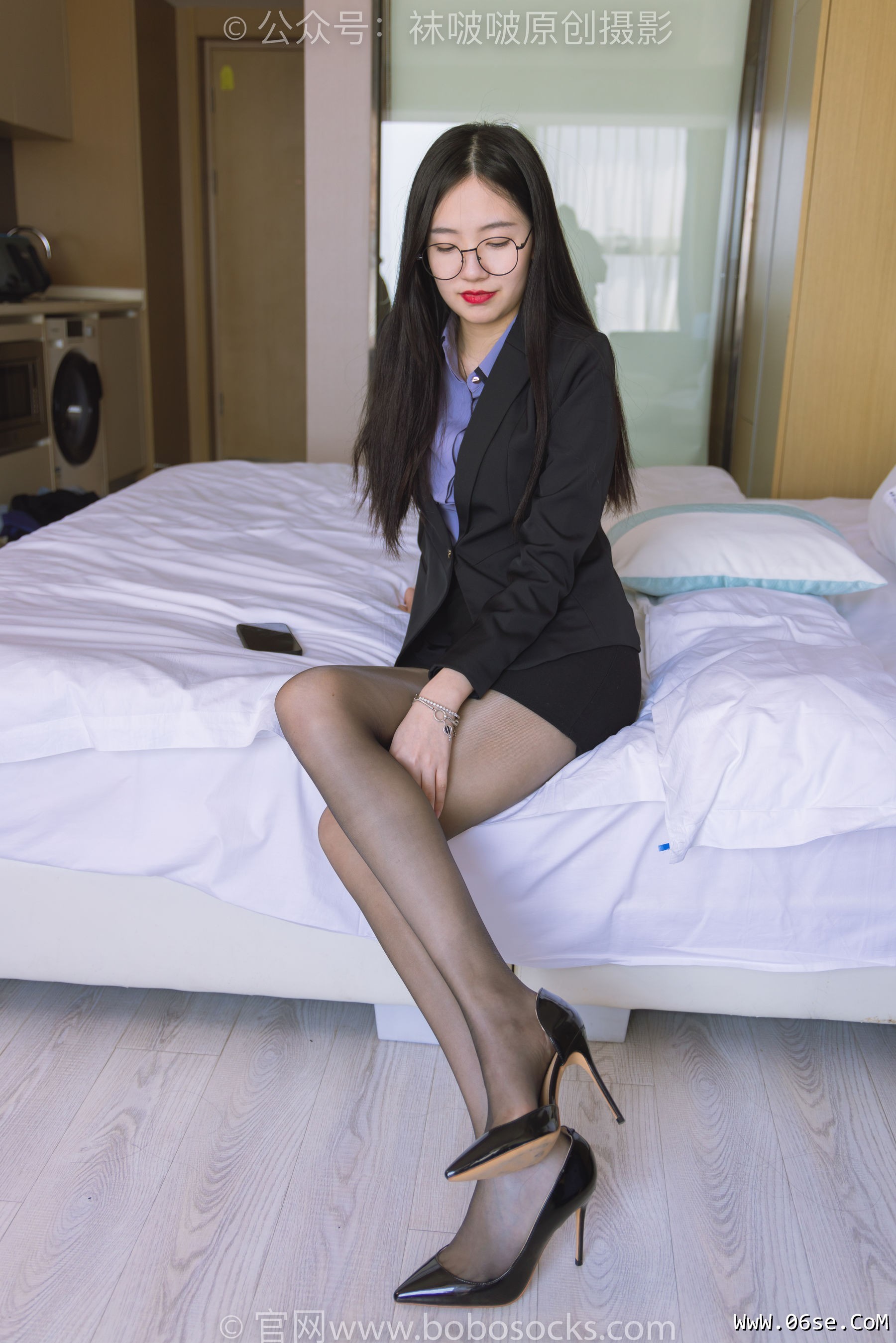 图片[120]-BoBoSocks袜啵啵 No.216 小甜豆-两双高跟鞋、肉丝、油亮黑丝[145P]-六色网