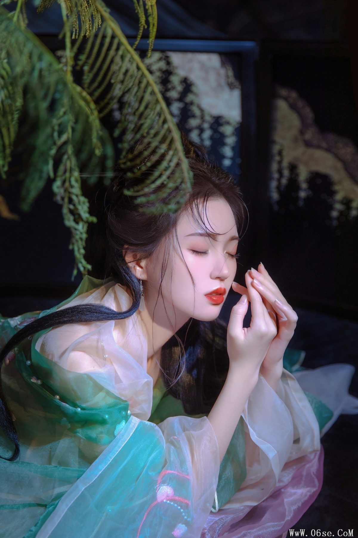图片[26]-YiTuYu艺图语 Vol.3756 Pang Qi[32P]-六色网