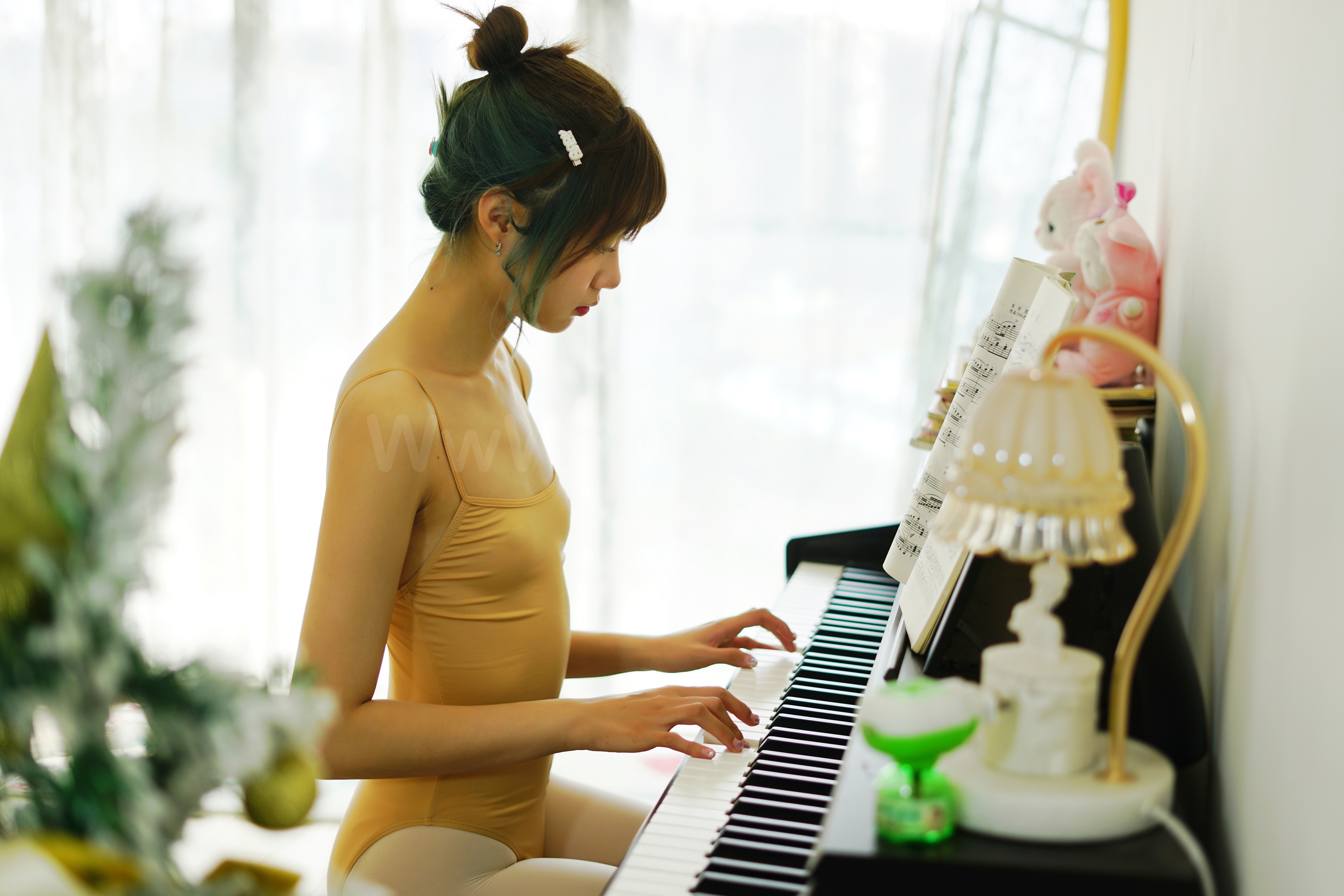 图片[12]-雅拉伊 – 茹莎《舞蹈女生》[36P]-六色网