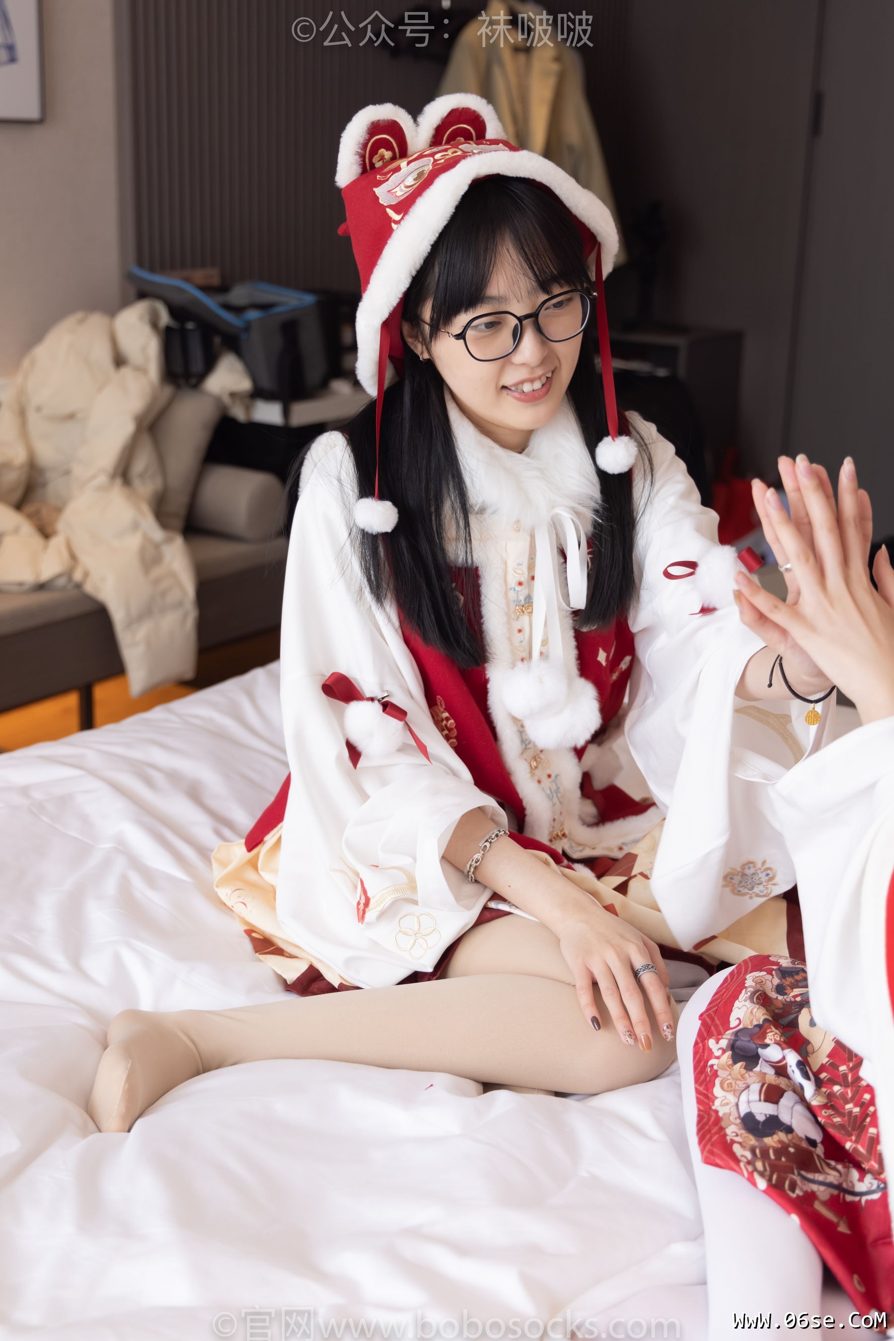 图片[130]-BoBoSocks袜啵啵 No.054 小甜豆与稚予-给大家拜年啦[139P]-六色网