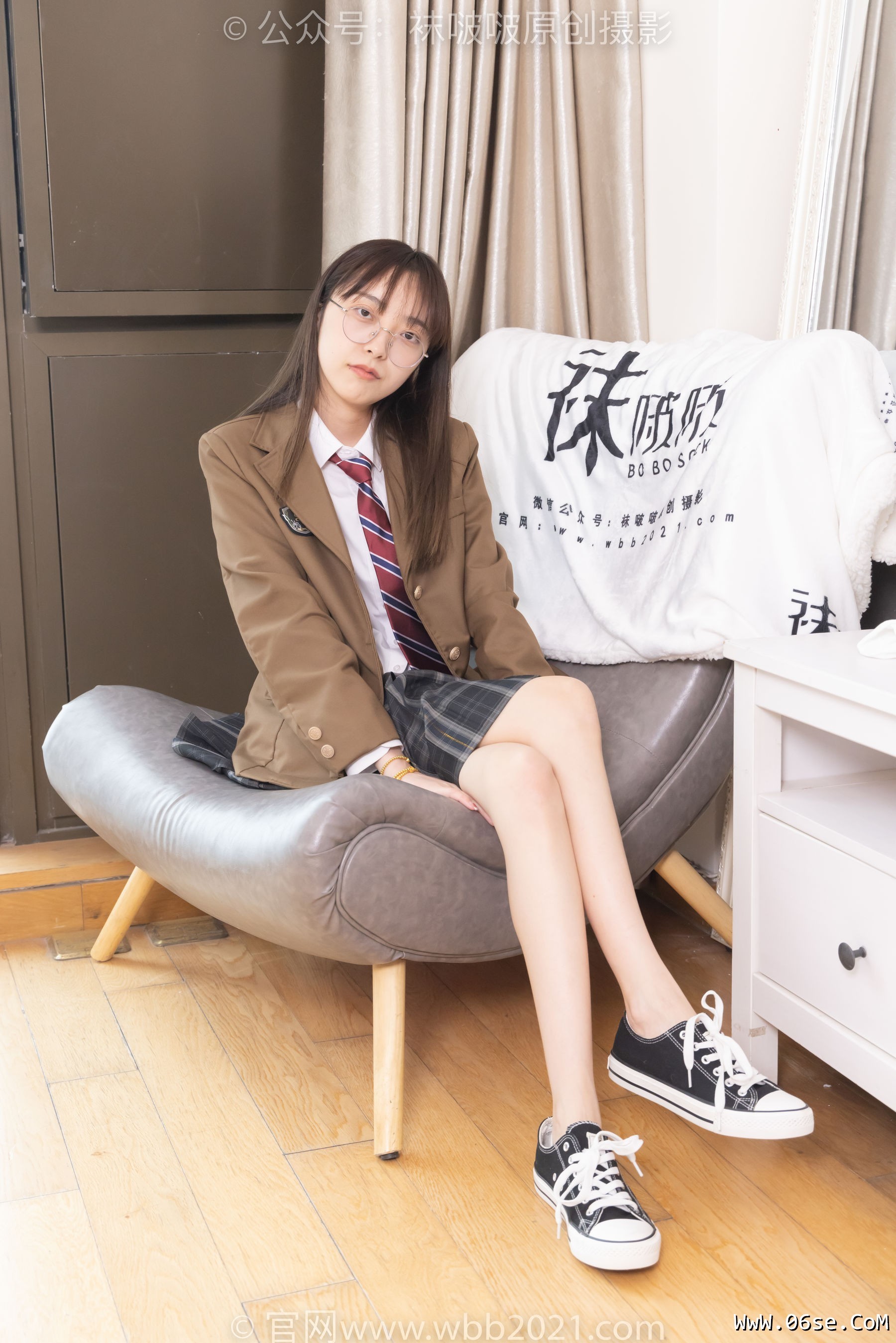 图片[33]-BoBoSocks袜啵啵 No.370 稚予 -板鞋、白棉袜、灰色棉船袜[140P]-六色网