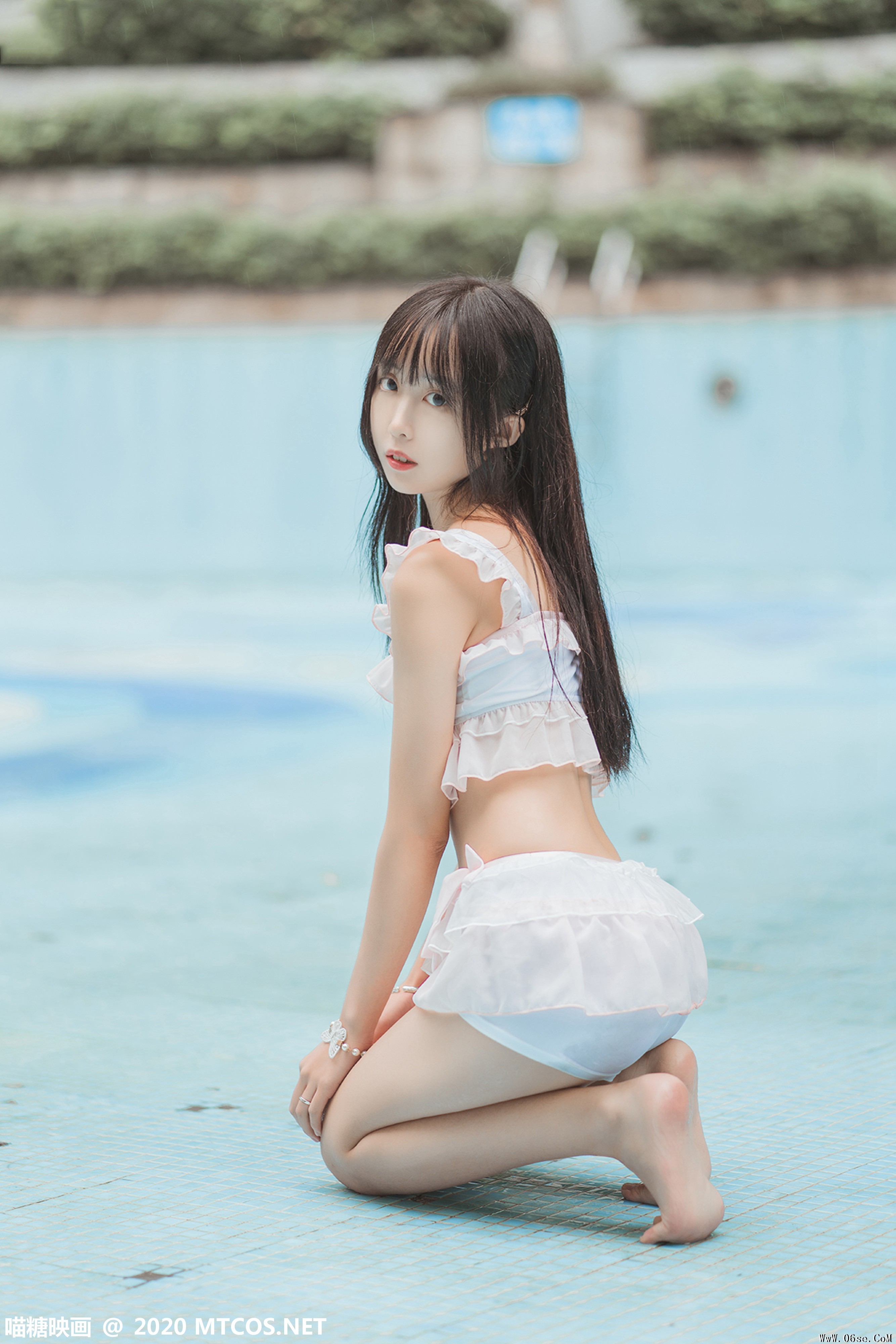 图片[2]-喵糖映画 VOL.312 泳池萌妹[35P／191MB]-六色网