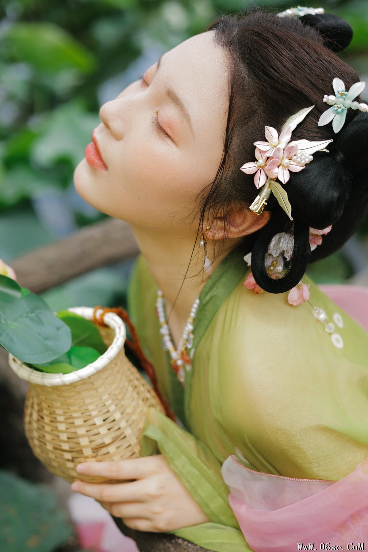 图片[13]-YiTuYu艺图语 Vol.5717 Li Yue[33P]-六色网