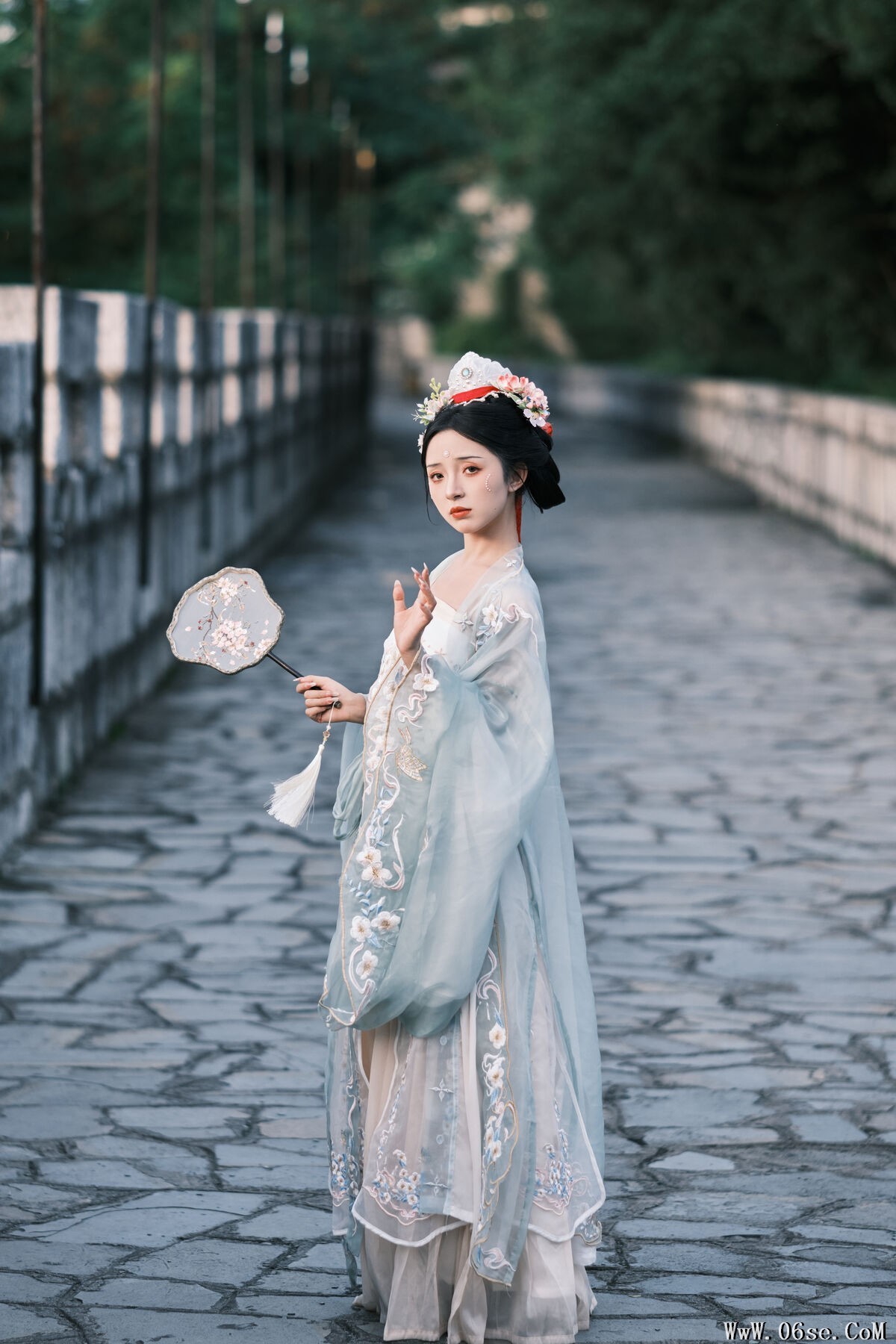 图片[28]-YiTuYu艺图语 Vol.7316 Min Zui Xiao Mo Xuan[34P]-六色网