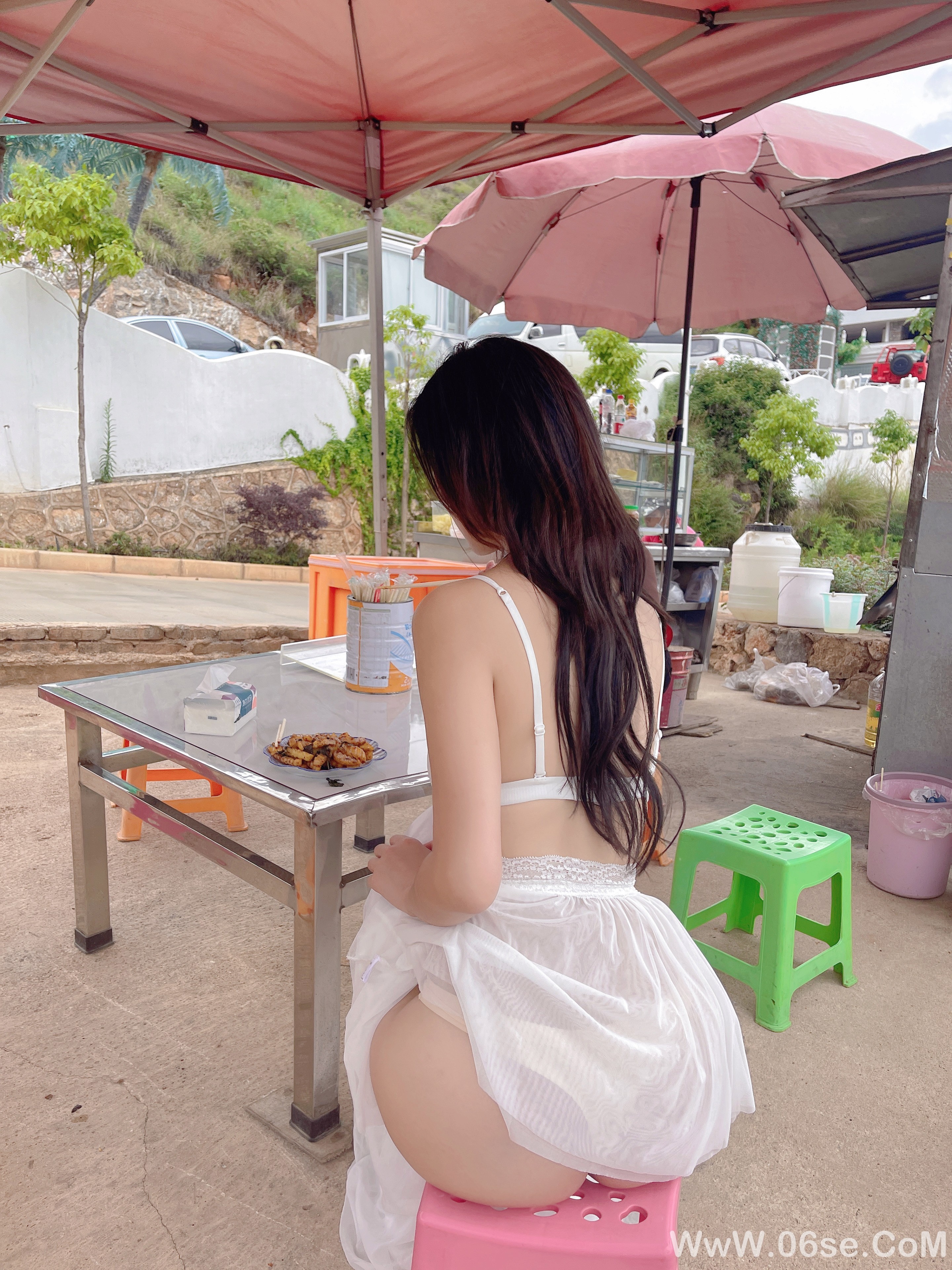就是阿朱啊 – NO.048 撩开裙子[32P]-六色网