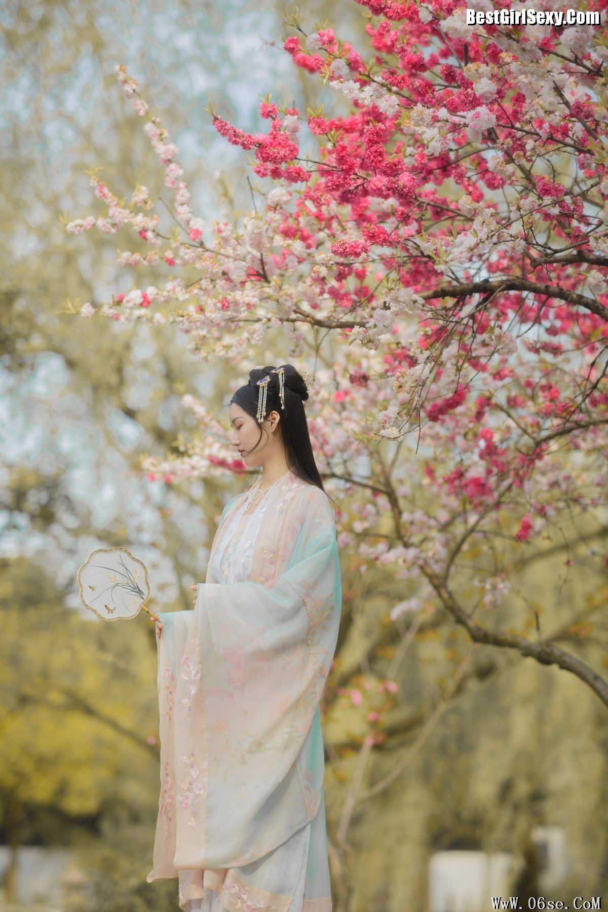 图片[24]-YiTuYu艺图语 Vol.3989 Qi Qi[46P]-六色网