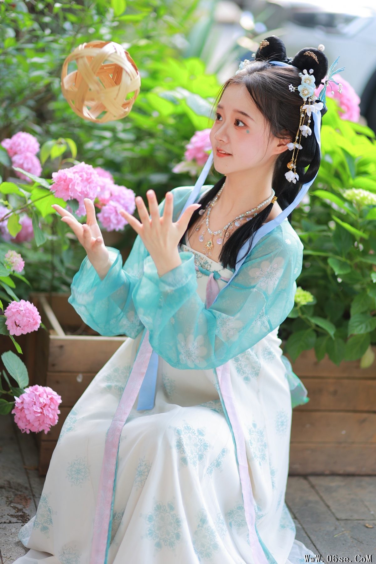 图片[17]-YiTuYu艺图语 Vol.4703 You Er Bai Bai[22P]-六色网