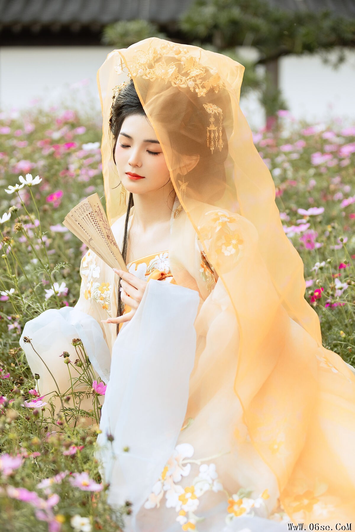 图片[21]-YiTuYu艺图语 Vol.6630 Yi Xin[23P]-六色网