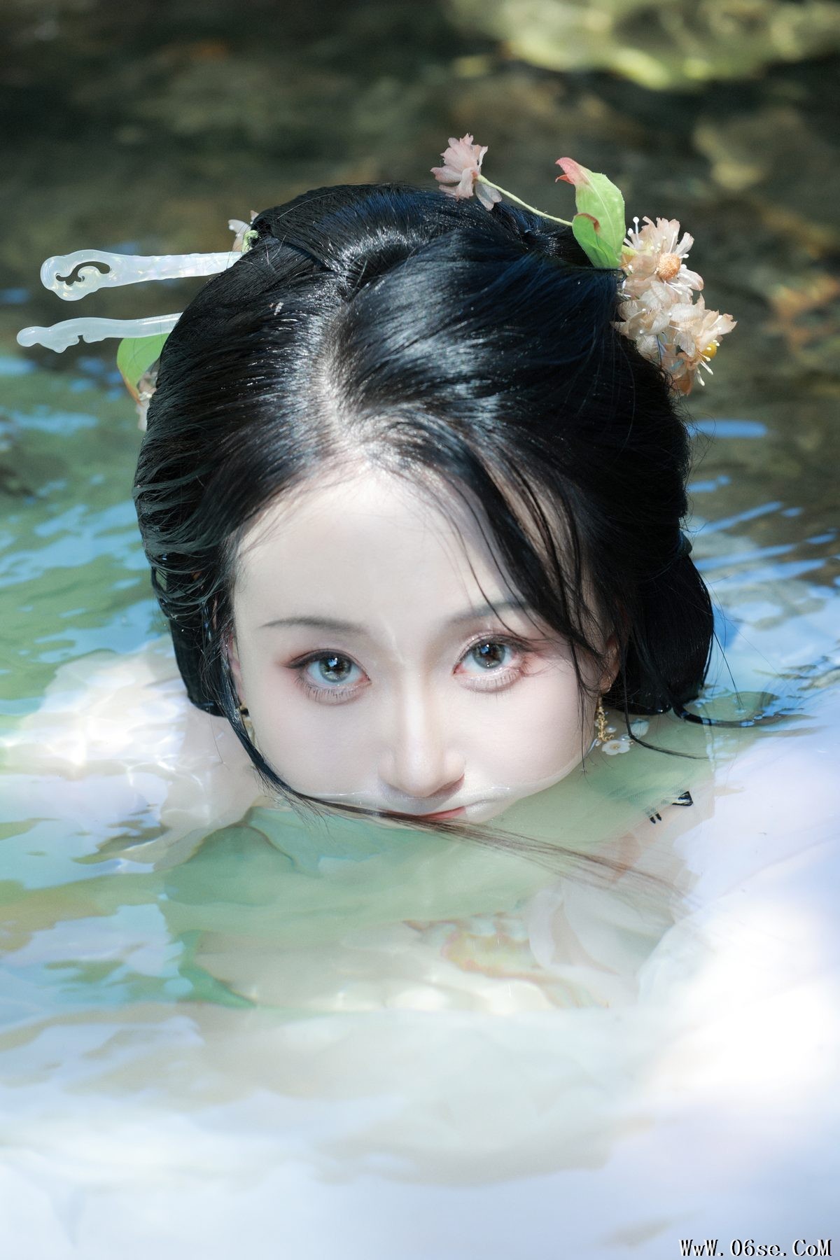 图片[24]-YiTuYu艺图语 Vol.3667 A Tong[30P]-六色网