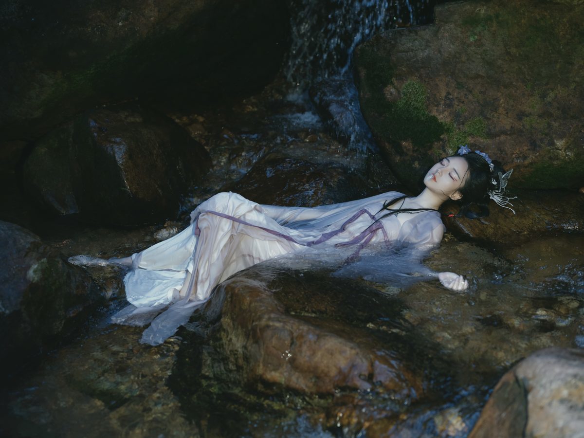图片[33]-YiTuYu艺图语 Vol.5048 Lin Lang[33P]-六色网