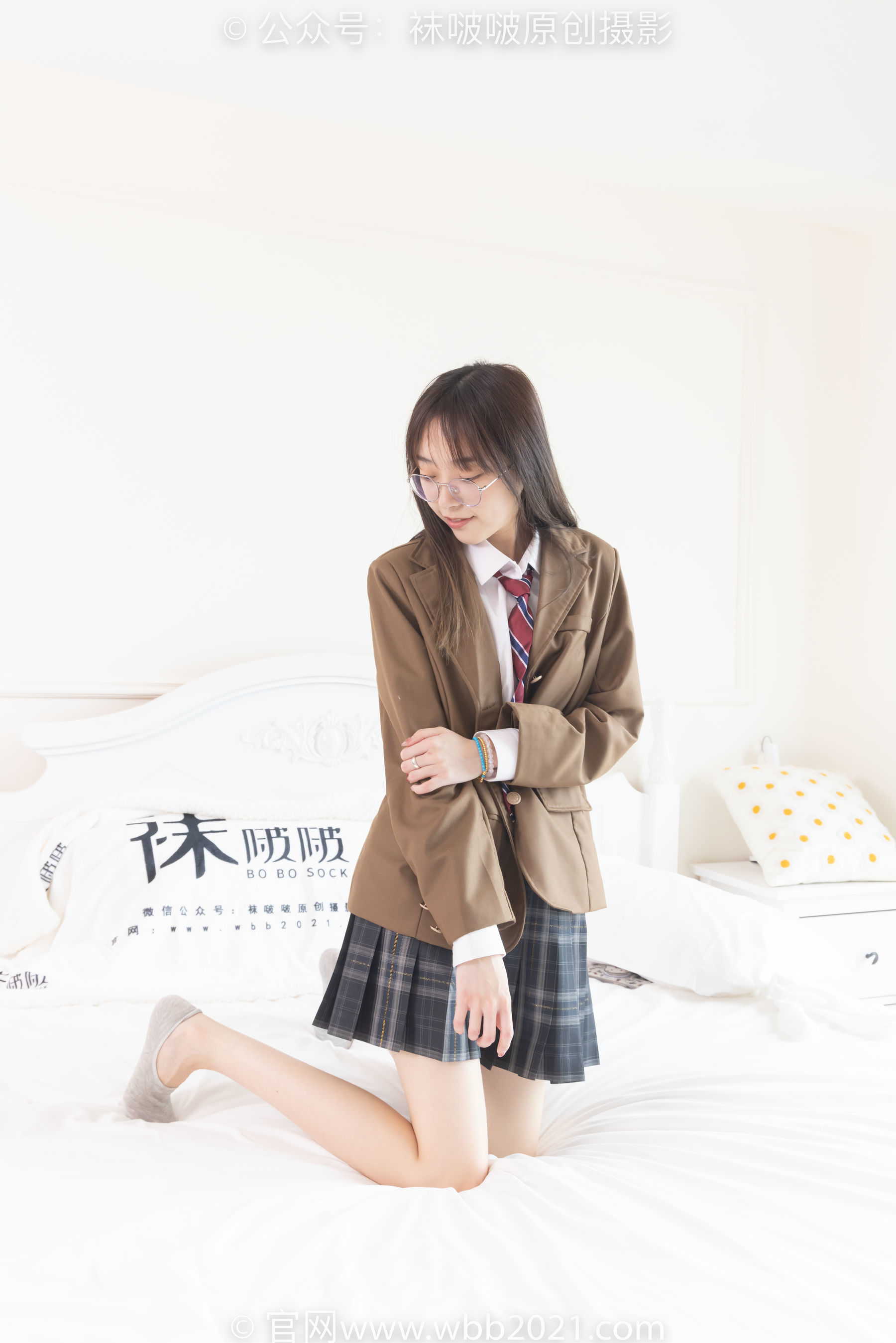 图片[82]-BoBoSocks袜啵啵 No.370 稚予 -板鞋、白棉袜、灰色棉船袜[140P]-六色网