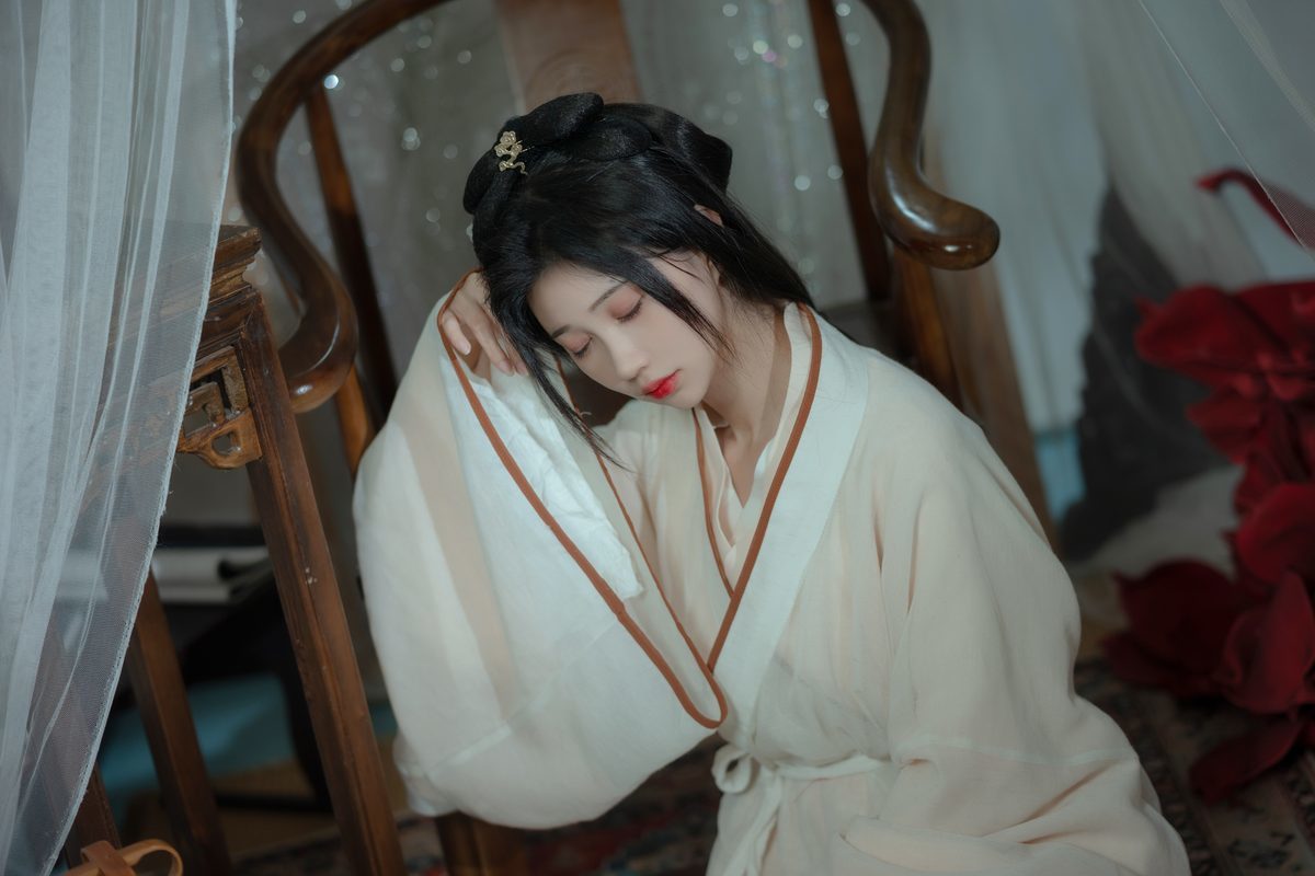 图片[14]-YiTuYu艺图语 Vol.4150 Qi Luo Sheng De Xiao Su Su[25P]-六色网