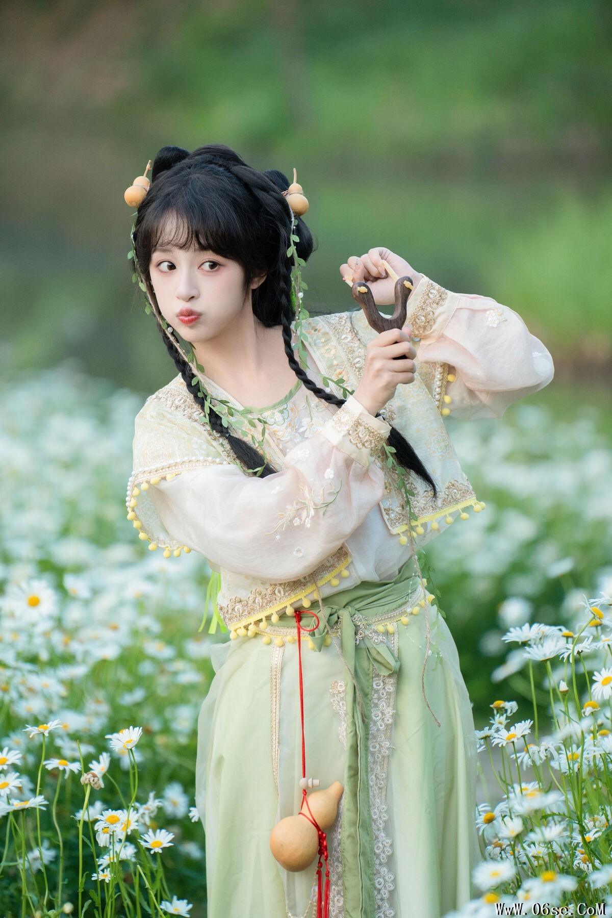 图片[22]-YiTuYu艺图语 Vol.7299 Xia Yu Xiao Nian[25P]-六色网