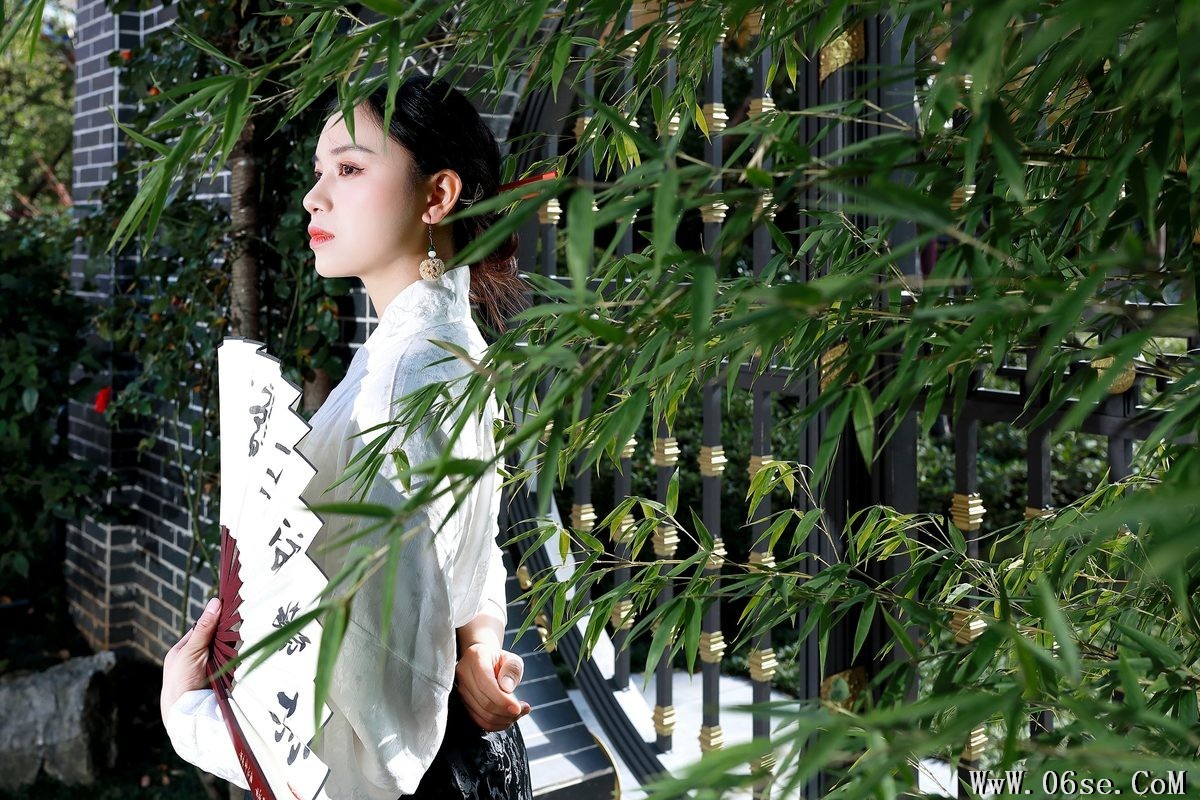 图片[22]-YiTuYu艺图语 Vol.5469 Xiao Xie[28P]-六色网