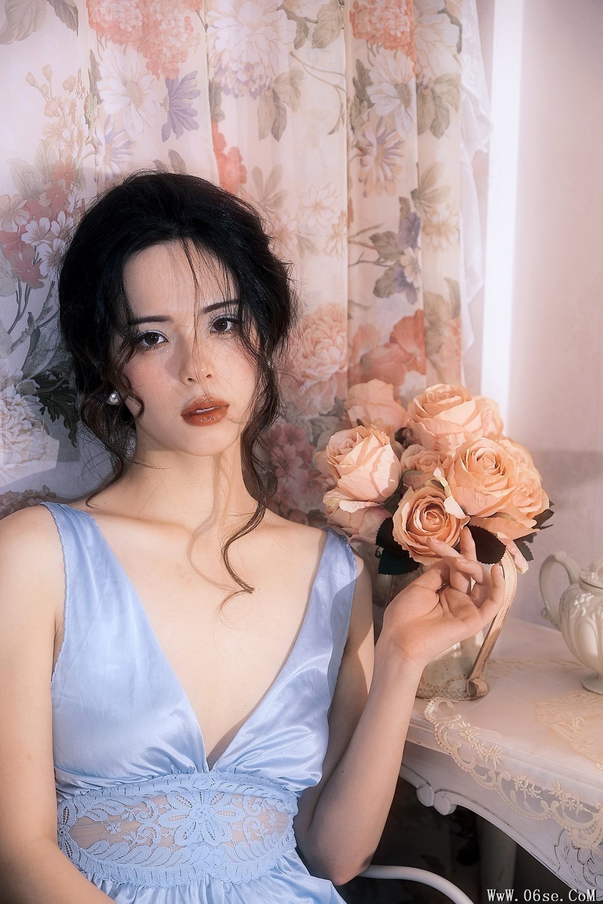 图片[27]-YiTuYu艺图语 Vol.3200 Yi Zhi Qian Qian[33P]-六色网