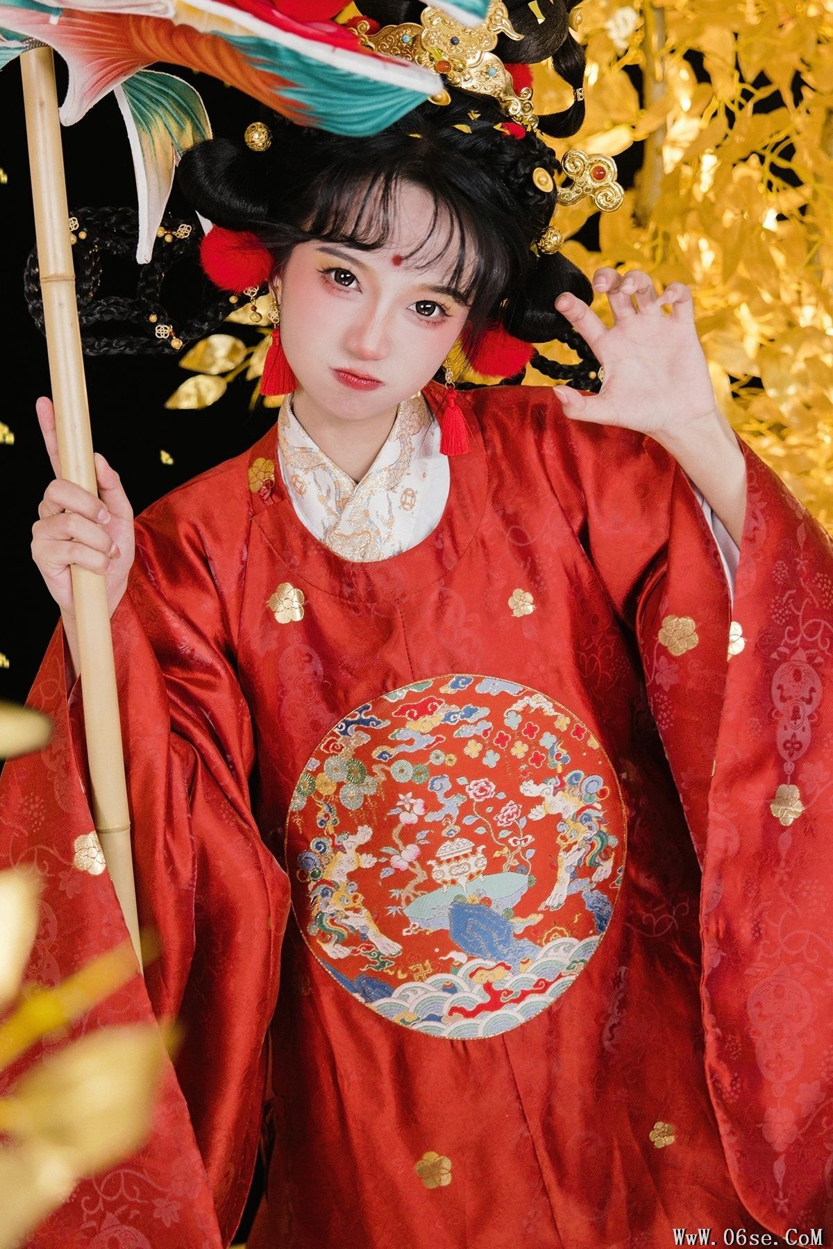 YiTuYu艺图语 Vol.6086 Xiao Yang Zai Chi Le Ma[23P]-六色网