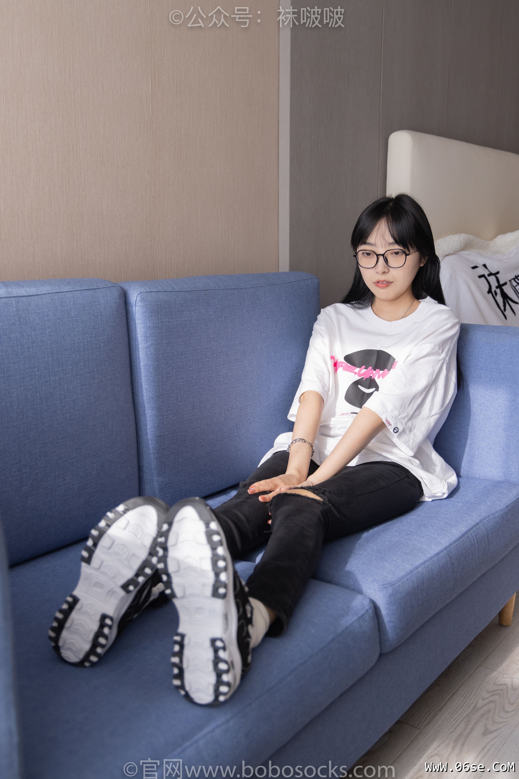 图片[32]-BoBoSocks袜啵啵 No.055 稚予-斯凯奇运动鞋、白棉袜、黑棉袜[139P]-六色网