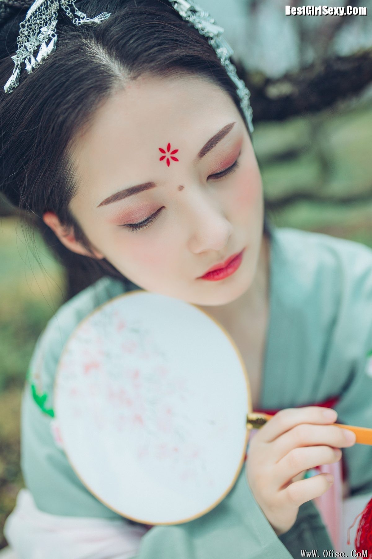 图片[26]-YiTuYu艺图语 Vol.4056 Fan Fan[32P]-六色网