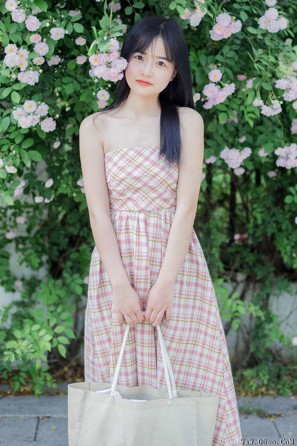 YiTuYu艺图语 Vol.4316 Xiao Yi Mei Mei Cute[32P]-六色网