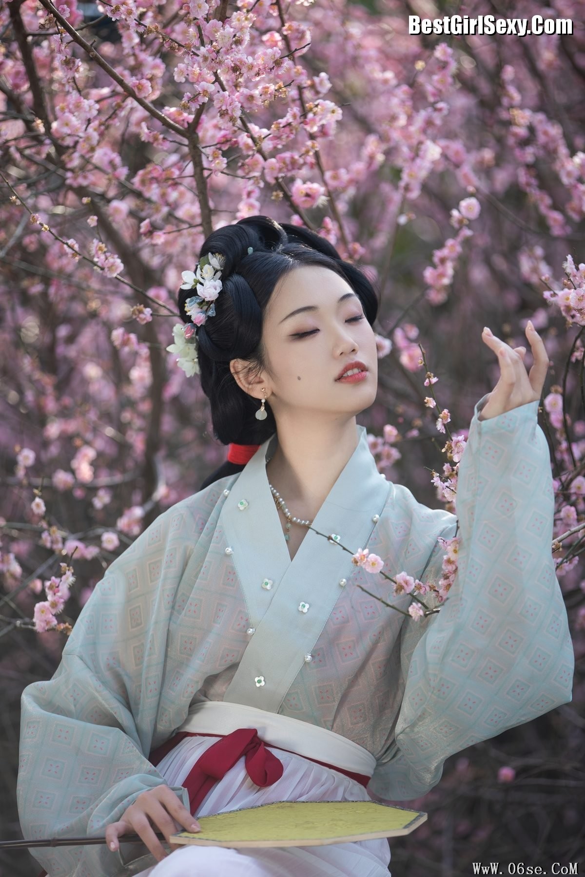 图片[17]-YiTuYu艺图语 Vol.3792 Wan Jiang Ting[33P]-六色网