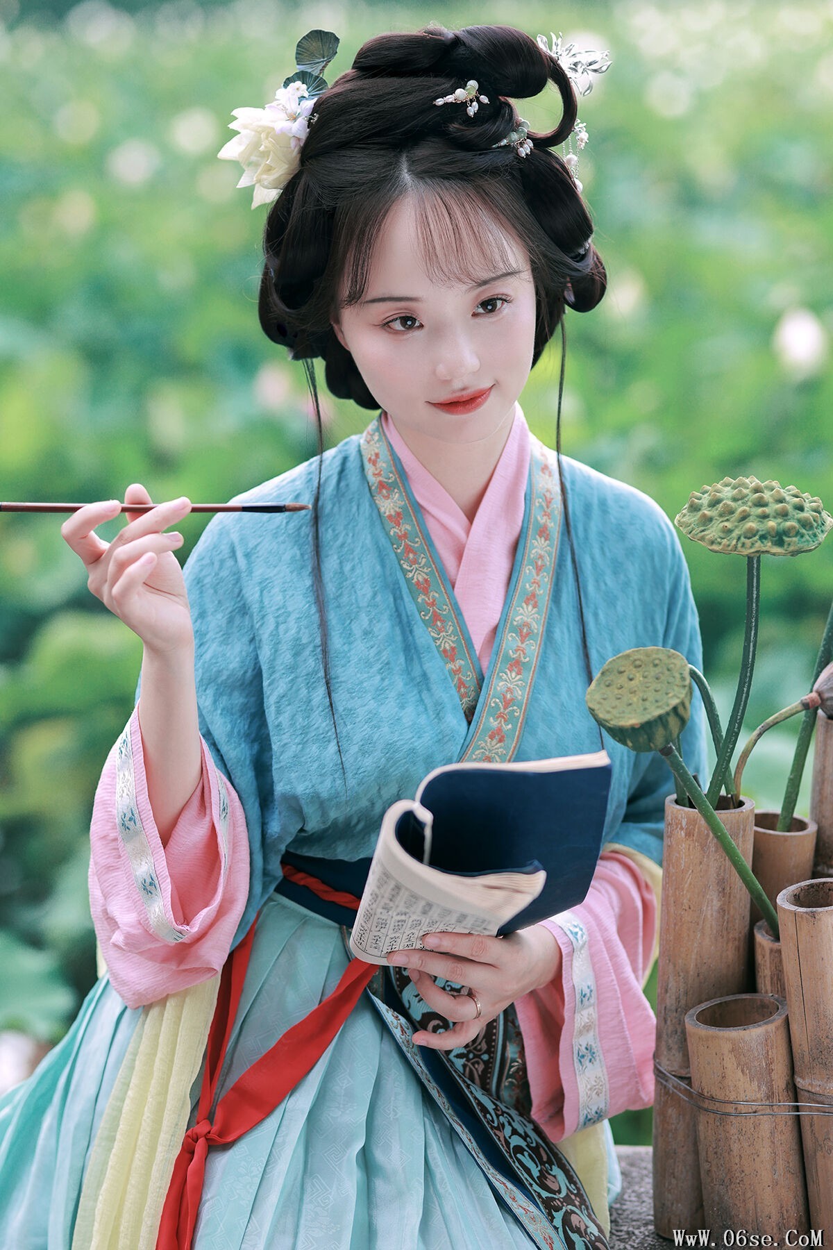 YiTuYu艺图语 Vol.7742 Yi Yi[21P]-六色网